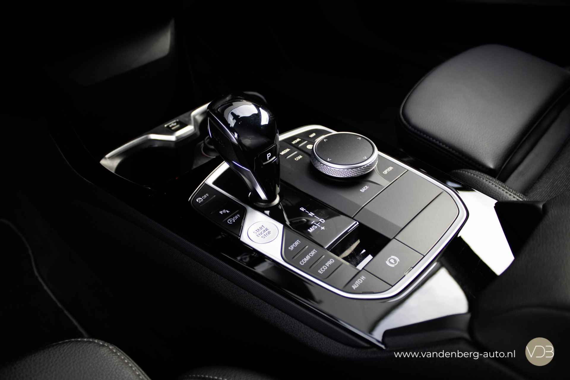 BMW 1-serie 118i AUT Executive Edition LED VIRTUAL Origineel NL - 11/14