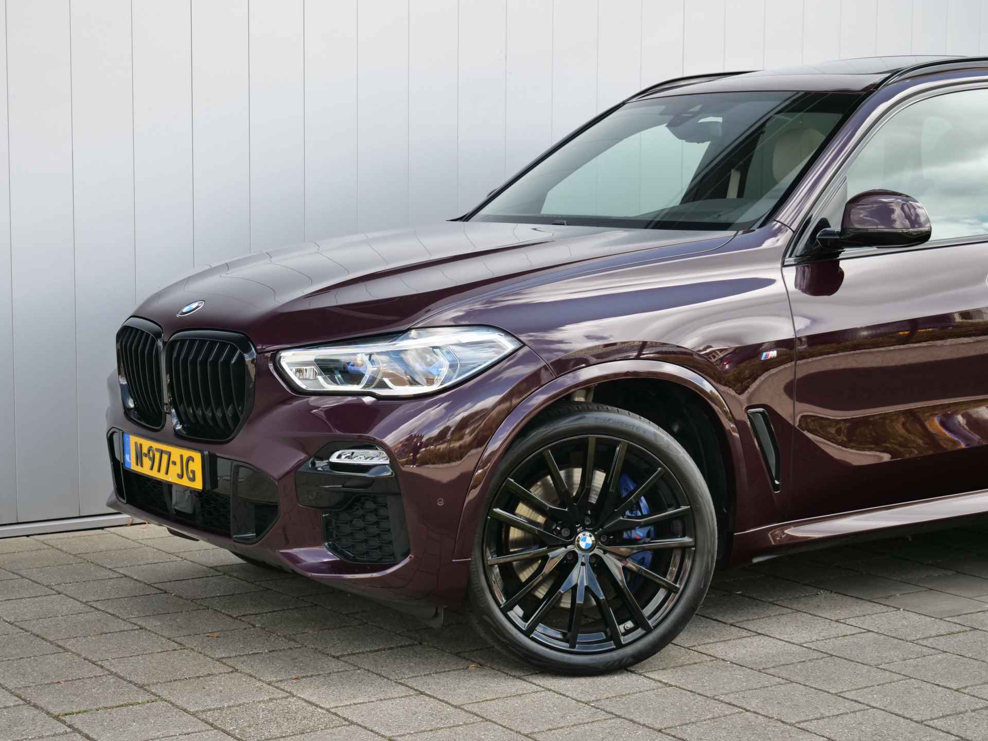 BMW X5 xDrive40d High Executive 340pk Automaat Leder / Pano / - 17/55