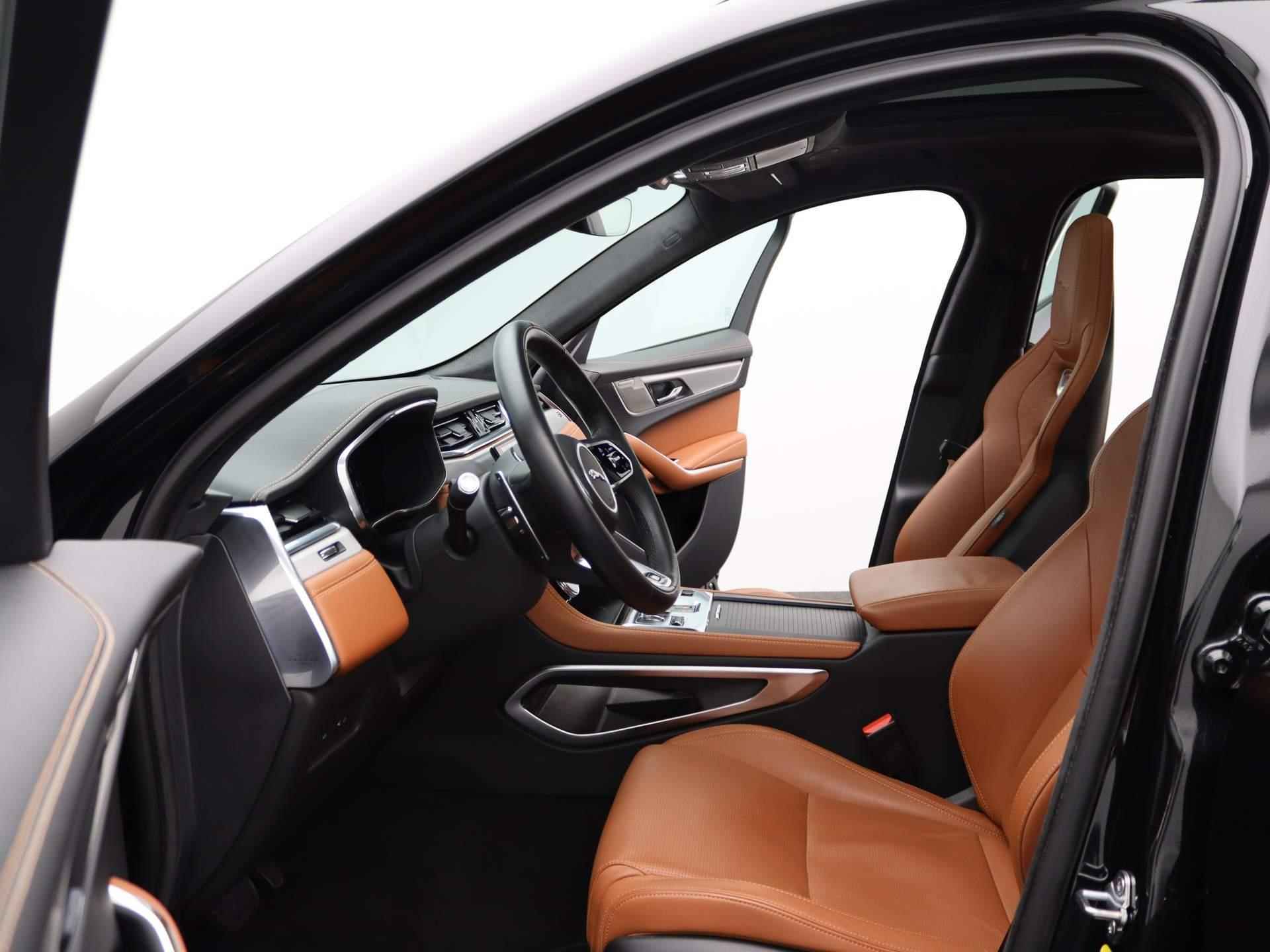Jaguar F-PACE 3.0 P400 6 cilinder MHEV R-Dynamic SE | NP Eur €136.412,- | MHEV | Performance Seats | Vintage Tan | Meridian - 12/51