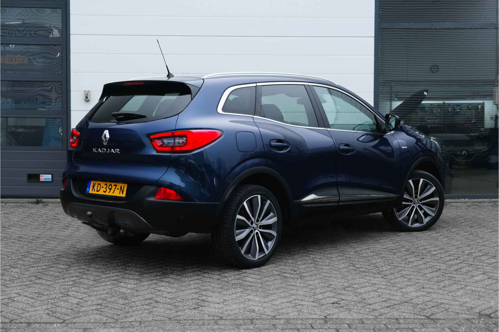 Renault Kadjar 1.2 TCe 130 PK Bose | Trekhaak | Bose geluid | Camera achter | ECC | incl. Bovag rijklaarpakket met 12 maanden garantie | - 2/48