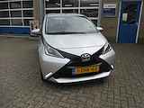 TOYOTA Aygo 1.0 VVT-I X-PLAY Airco A Camera