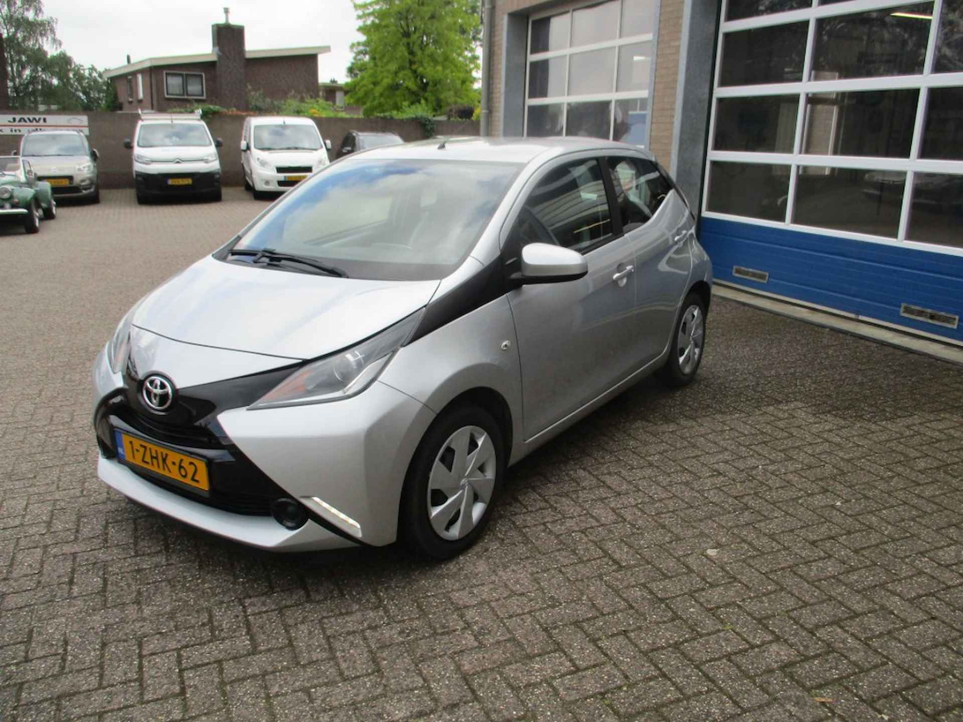 TOYOTA Aygo 1.0 VVT-I X-PLAY Airco A Camera - 3/12