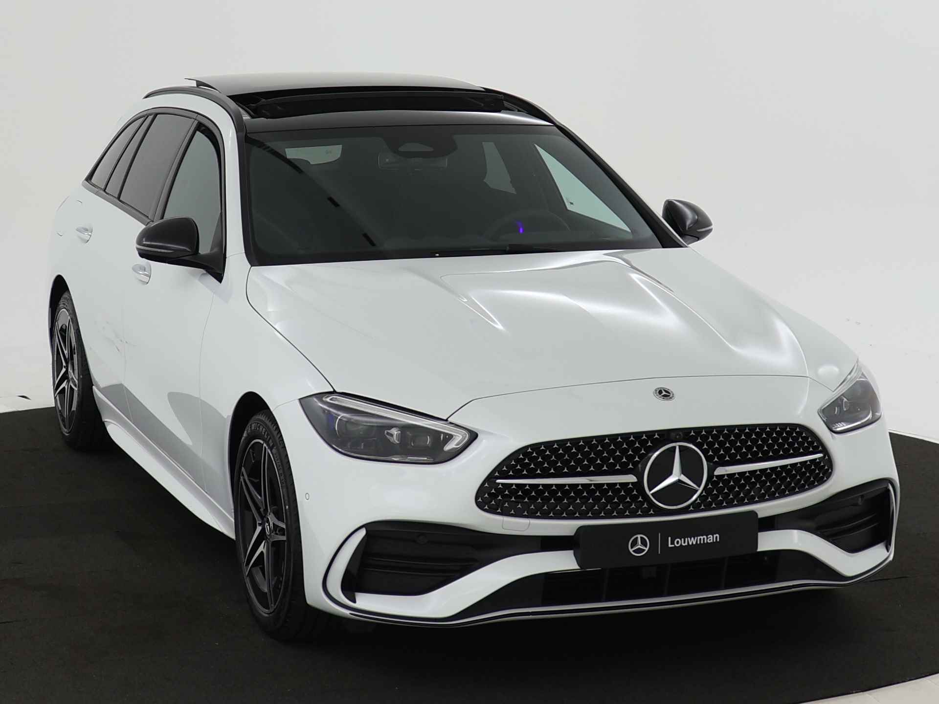 Mercedes-Benz C-Klasse Estate 300 e Star Edition AMG Line Plus | Nightpakket | Parkeerpakket met 360°-camera | KEYLESS GO-comfortpakket | Burmester® 3D surround sound system | Memorypakket | EASY PACK achterklep | - 24/39