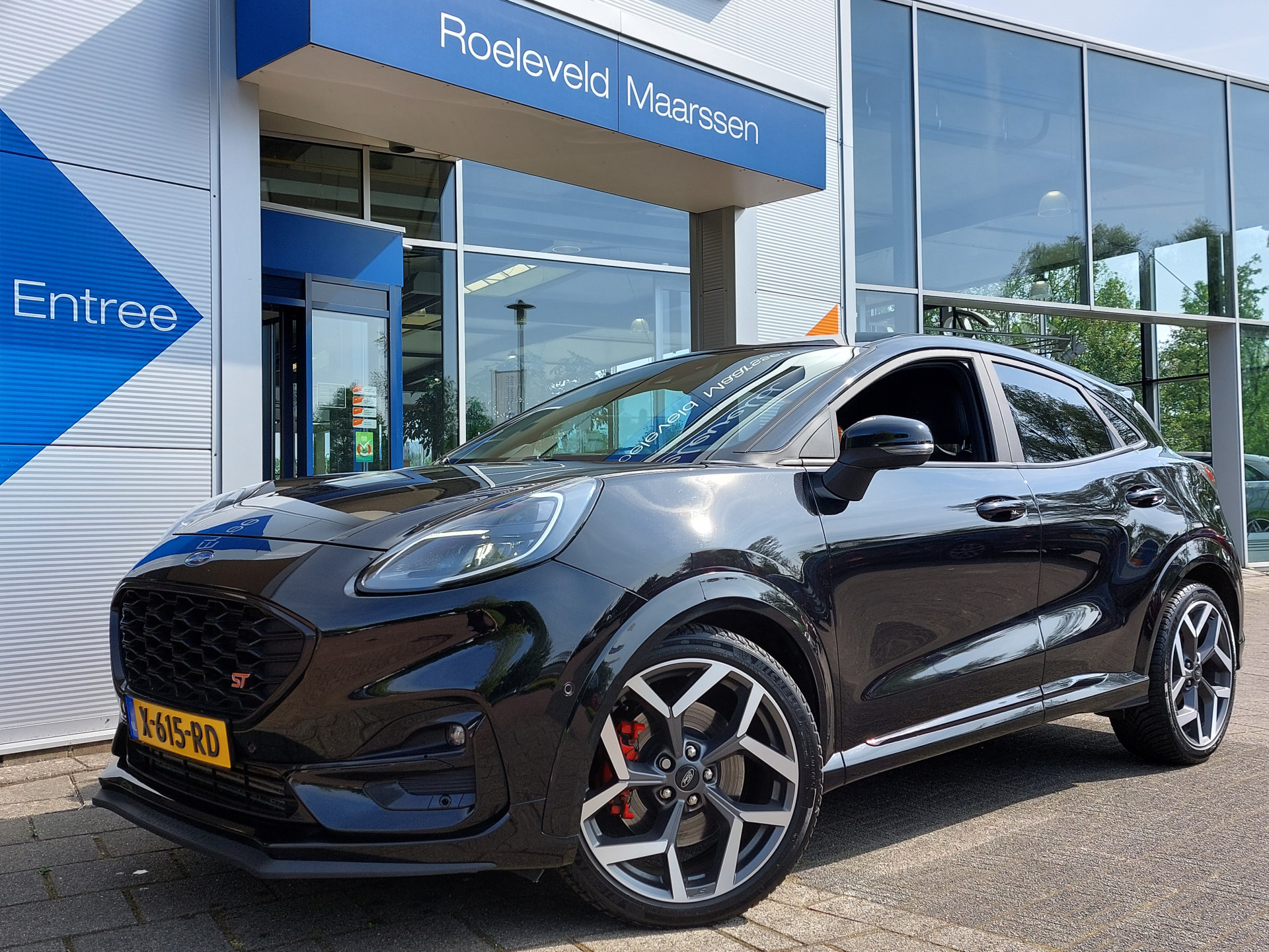 Ford Puma 1.5 EcoBoost 200pk ST-X Performance-Pack | Navi + Apple Carplay | Clima | Cruise | B&O Sound | Keyless Entry | Pdc V+A+Assist+Camera | Dodehoek+Rijstrooksensor | Privacy Glass | 19''lm