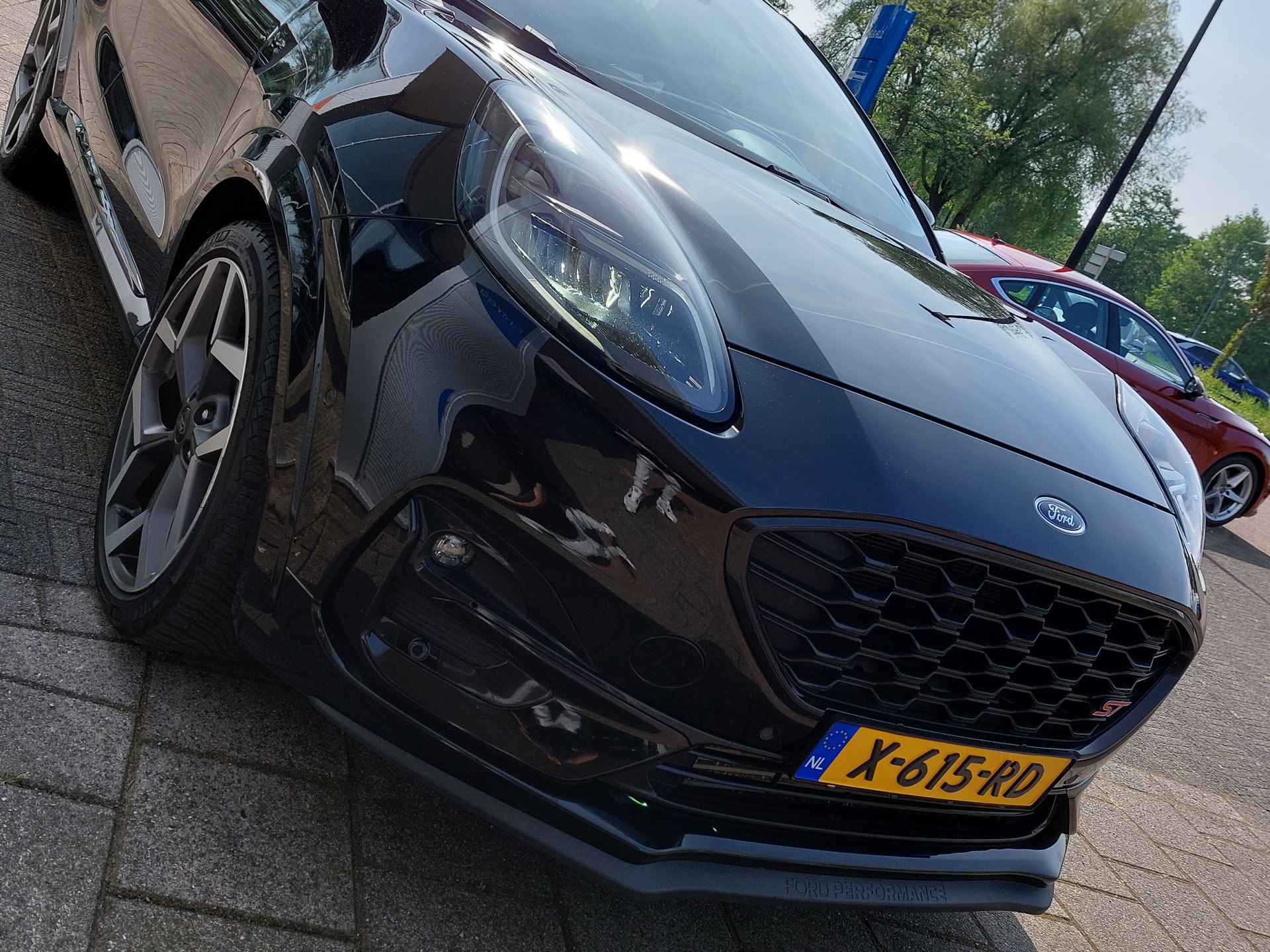 Ford Puma 1.5 EcoBoost 200pk ST-X Performance-Pack | Navi + Apple Carplay | Clima | Cruise | B&O Sound | Keyless Entry | Pdc V+A+Assist+Camera | Dodehoek+Rijstrooksensor | Privacy Glass | 19''lm - 46/51