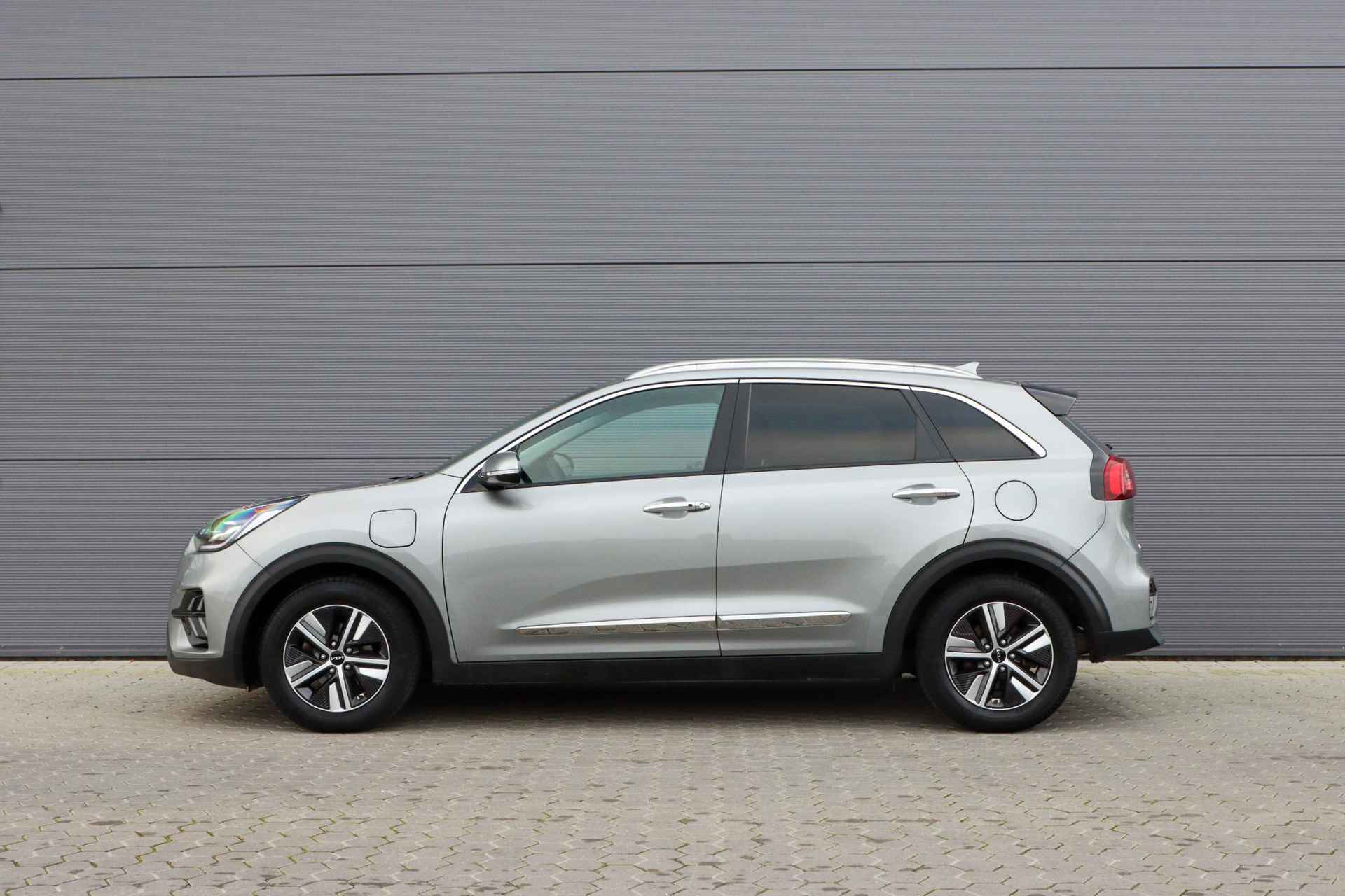 Kia Niro 1.6 GDi PHEV ExecutiveLine | Adaptieve cruise | Leer | Schuifdak | Rijklaarprijs - incl.garantie - 21/45