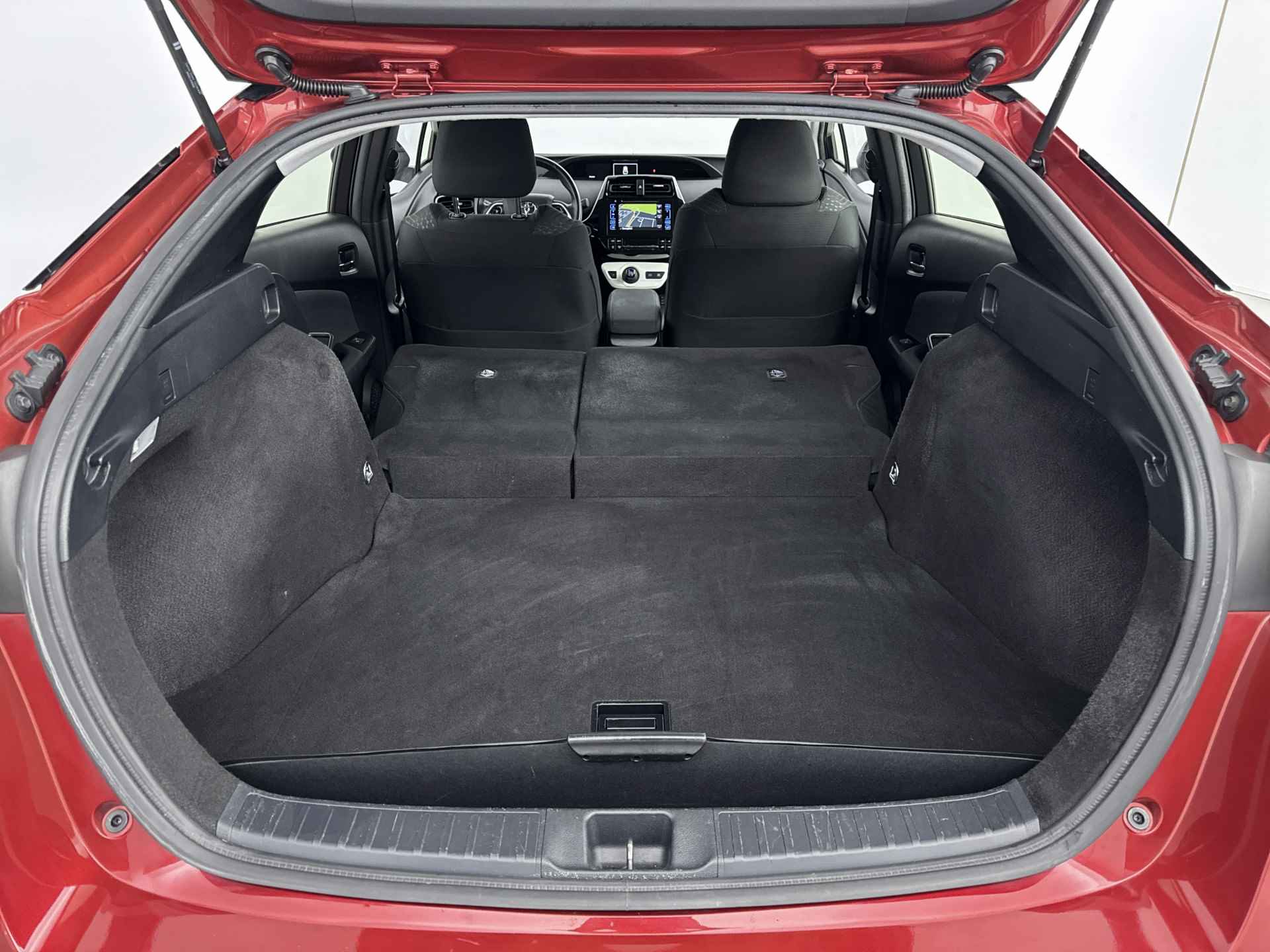Toyota Prius 1.8 Business Plus | Navigatie | Head-up Display | Stoelverwarming | - 36/41