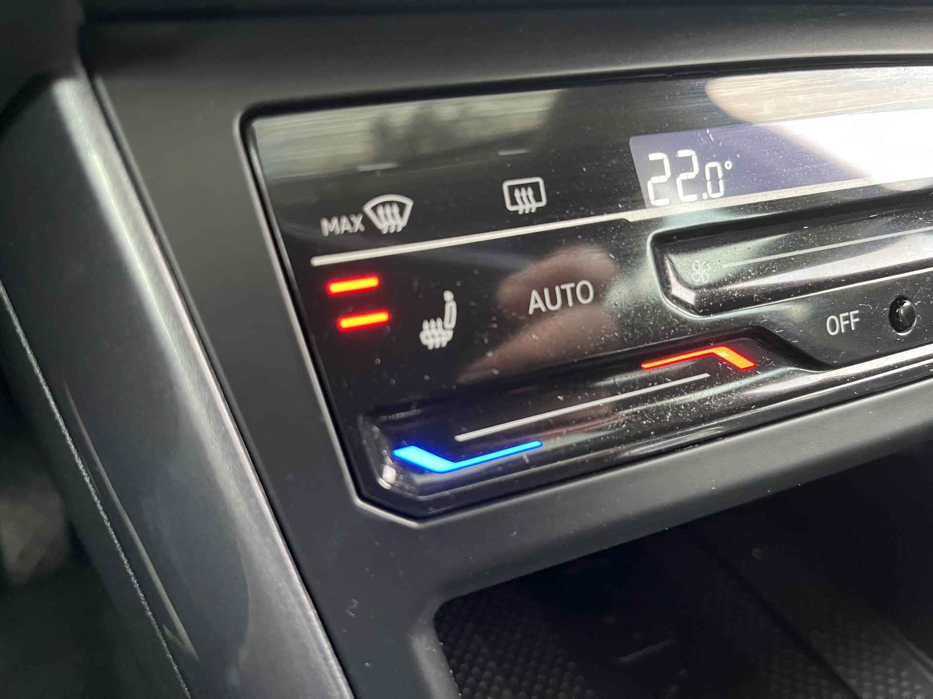 Volkswagen Polo 1.0 TSI Style / AUTOMAAT/ PANO/ CAMERA/ PARK. SENSOREN/ MATRIX/ STOELVERWARM./ DIGITAL DASHBOARD/ ADAPT. CRUISE/ APP-CONNECT/ NAVI/ CLIMA/ DAB/ 16" LMV - 23/37