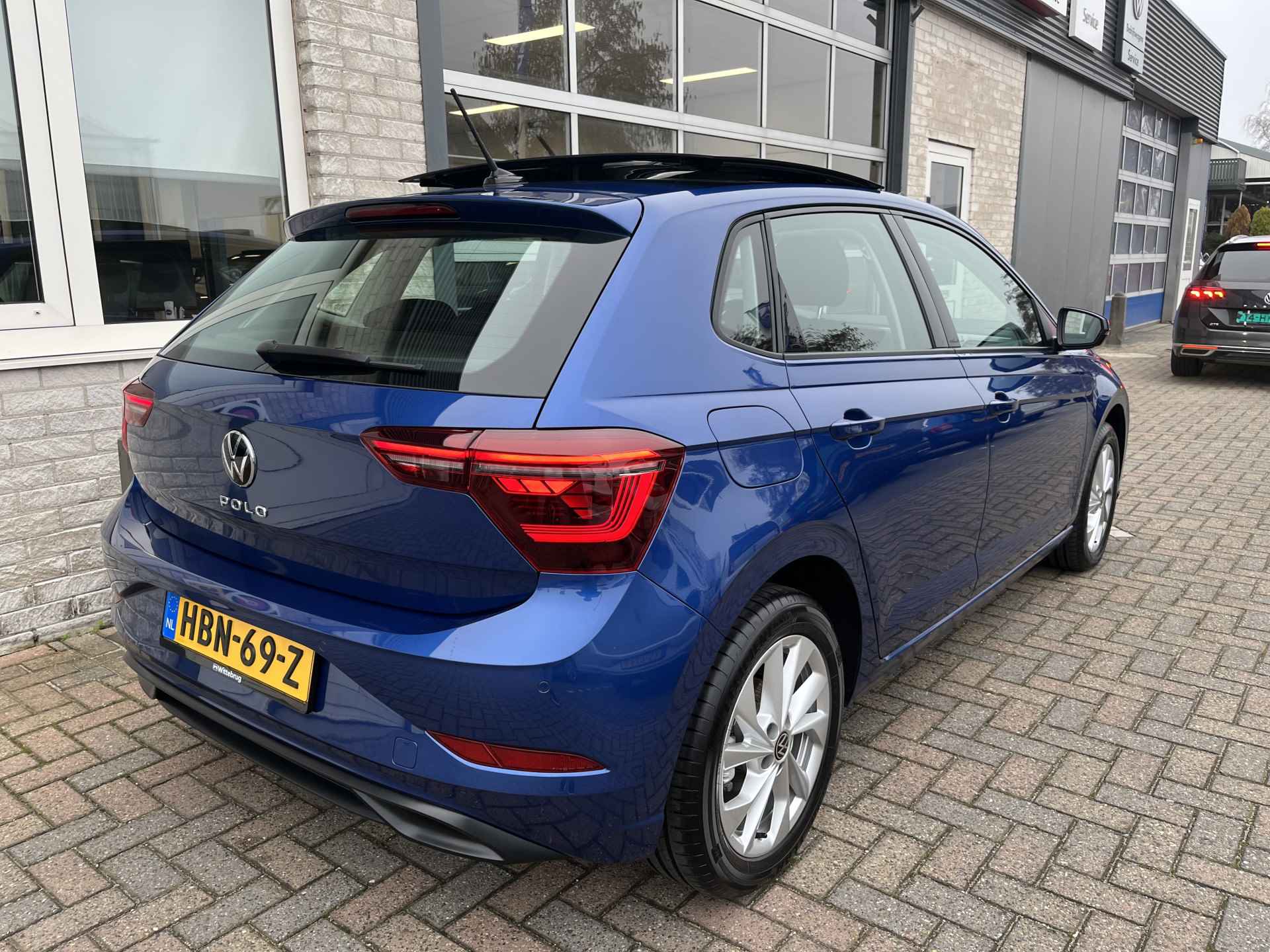 Volkswagen Polo 1.0 TSI Style / AUTOMAAT/ PANO/ CAMERA/ PARK. SENSOREN/ MATRIX/ STOELVERWARM./ DIGITAL DASHBOARD/ ADAPT. CRUISE/ APP-CONNECT/ NAVI/ CLIMA/ DAB/ 16" LMV - 32/37