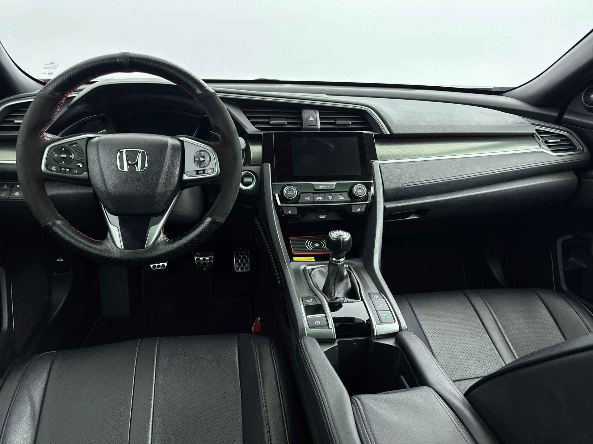 Honda Civic 1.0 i-VTEC Executive | Navigatie | Apple Carplay | Panodak | Trekhaak | Parkeersensoren v + a | 17 Inch | - 12/32