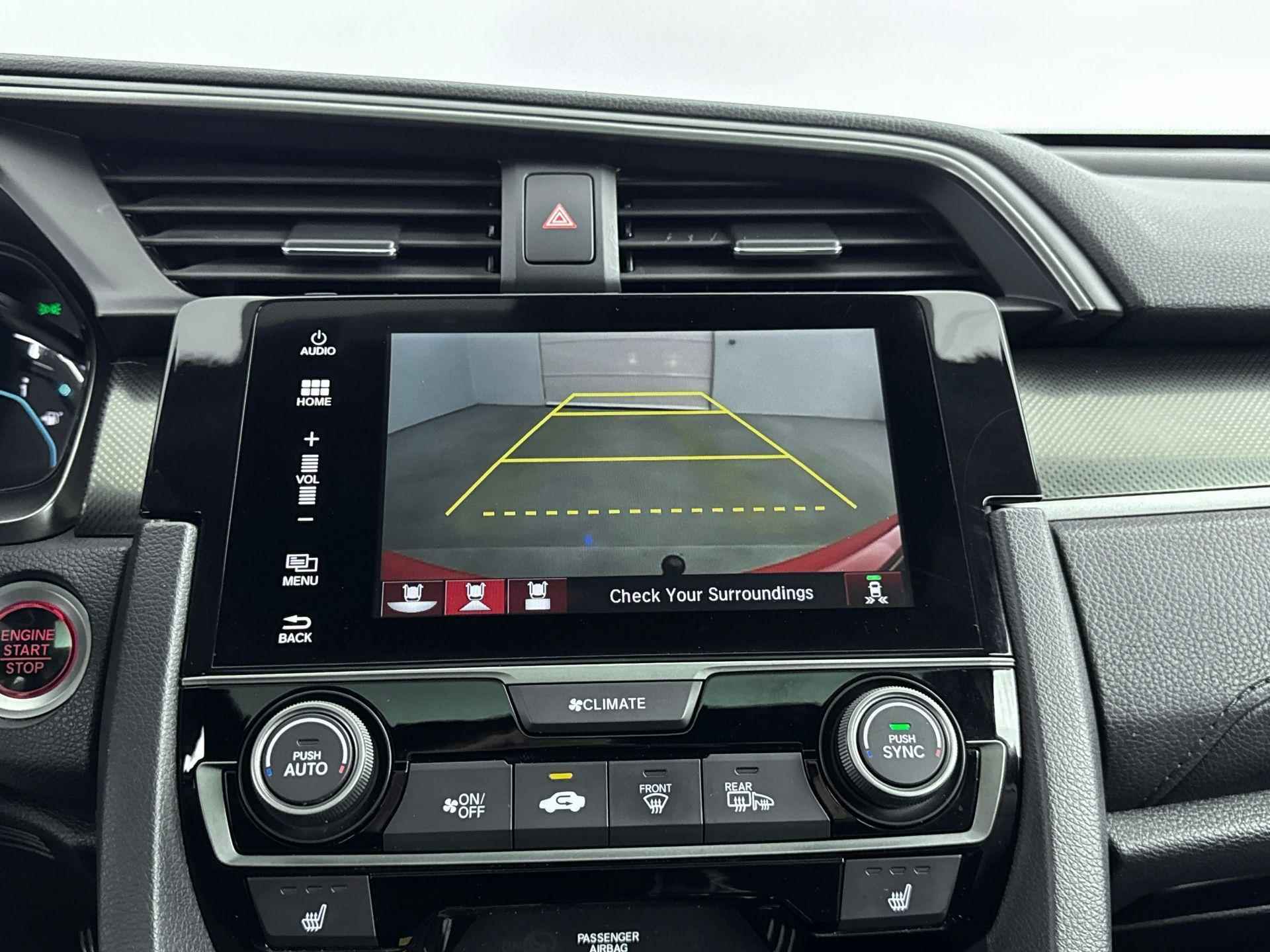 Honda Civic 1.0 i-VTEC Executive | Navigatie | Apple Carplay | Panodak | Trekhaak | Parkeersensoren v + a | 17 Inch | - 14/32