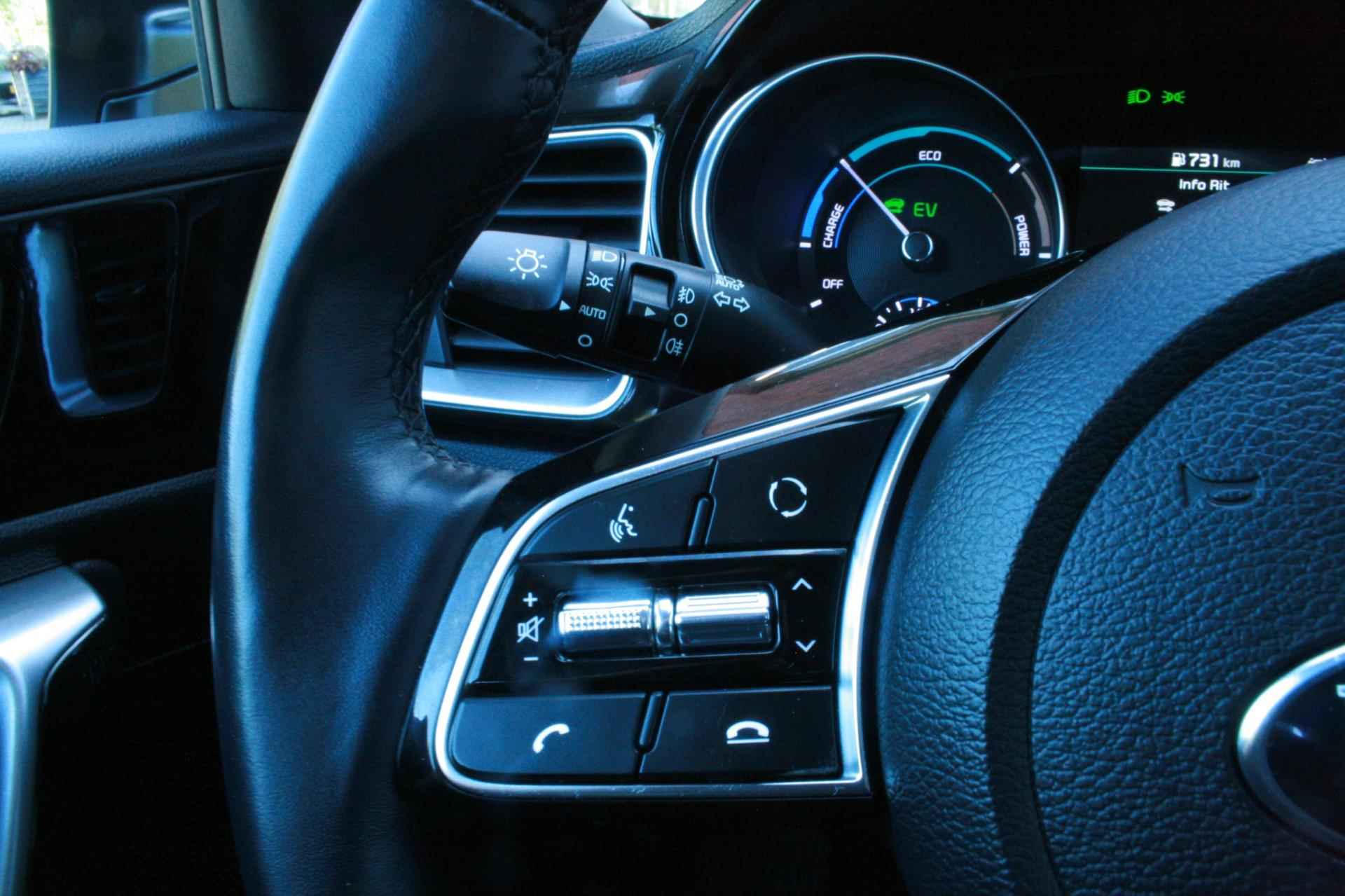 Kia Ceed Sportswagon 1.6 GDI PHEV DynamicLine Clima/AppleCarPlay/Cam - 18/28