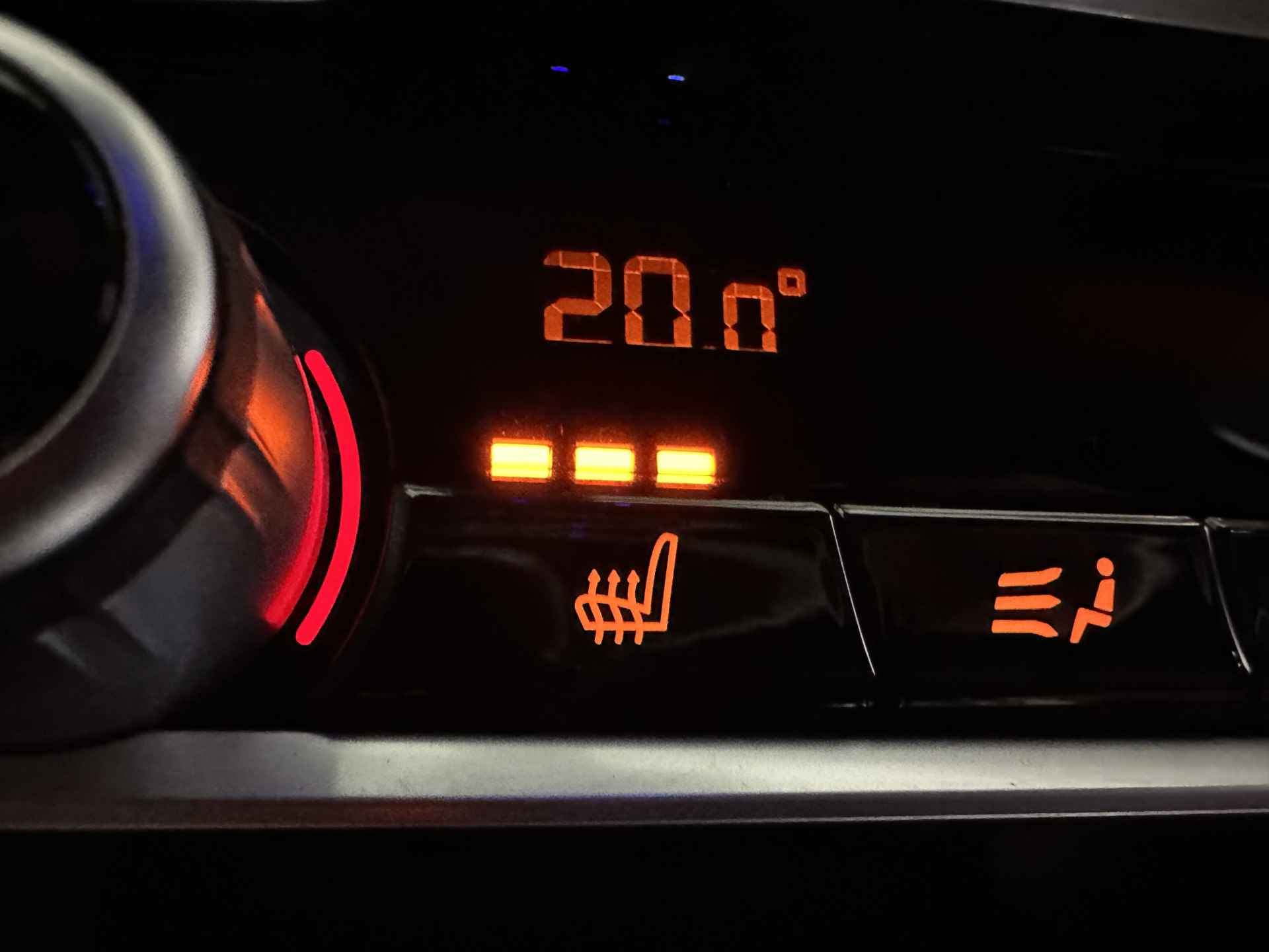 BMW X4 xDrive20i M-Sport | Panodak | Leder | Head-up Display | 21'' L.M | Camera | Led | Stoelverwarming | - 18/46
