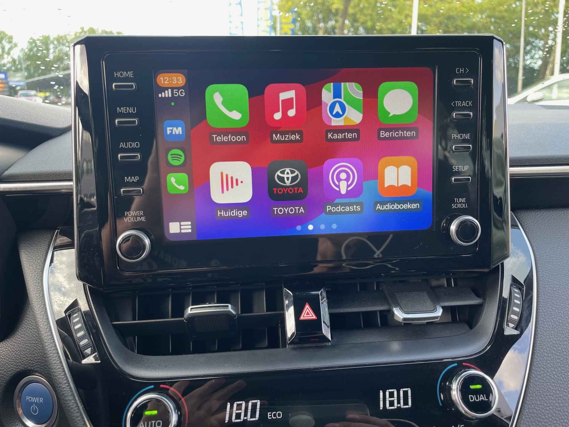 Toyota Corolla 1.8 Hybrid Business / Carplay/ stl.vw - 15/23