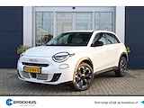 Fiat 600 1.2 Hybrid 100pk La Prima | Navigatie | Leder | Camera | PDC | Carplay | Keyless