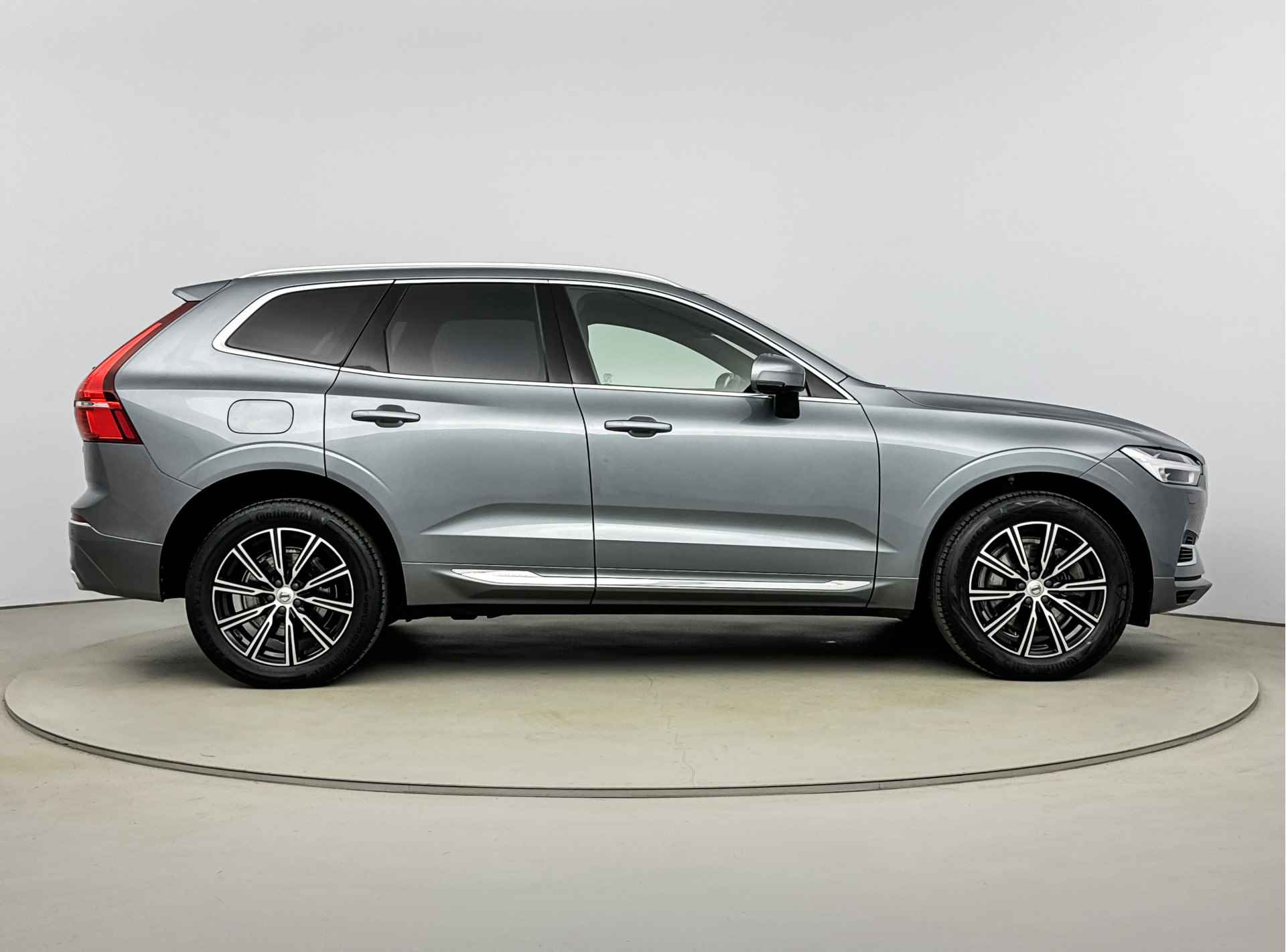 Volvo XC60 2.0 T8 Twin Engine AWD Inscription // LUCHTVERING // - 10/30