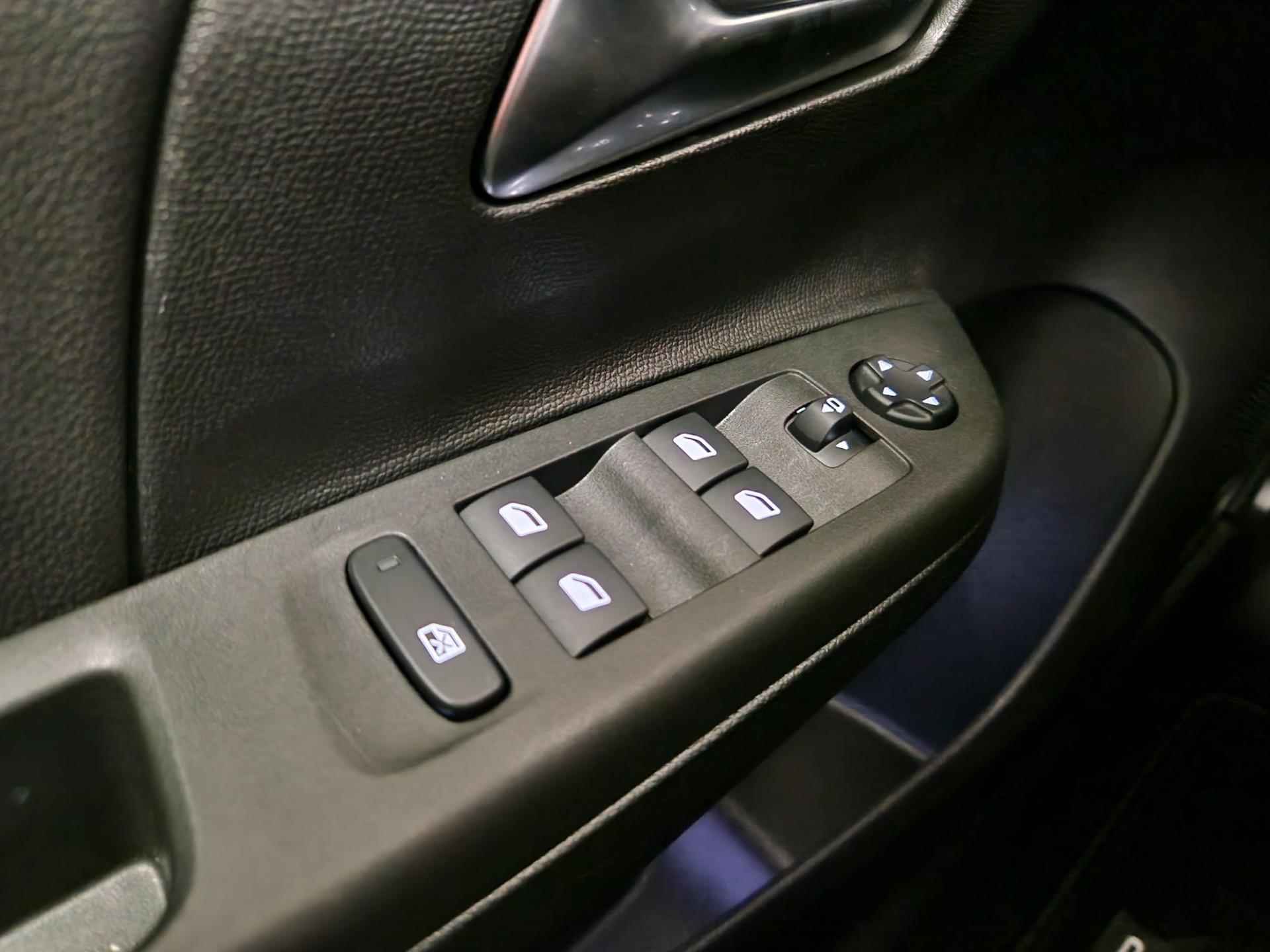 Opel CORSA 1.2 Elegance Automaat | Navi | LED | Camera | Parkeersensoren | Stoelverwarming | - 28/48
