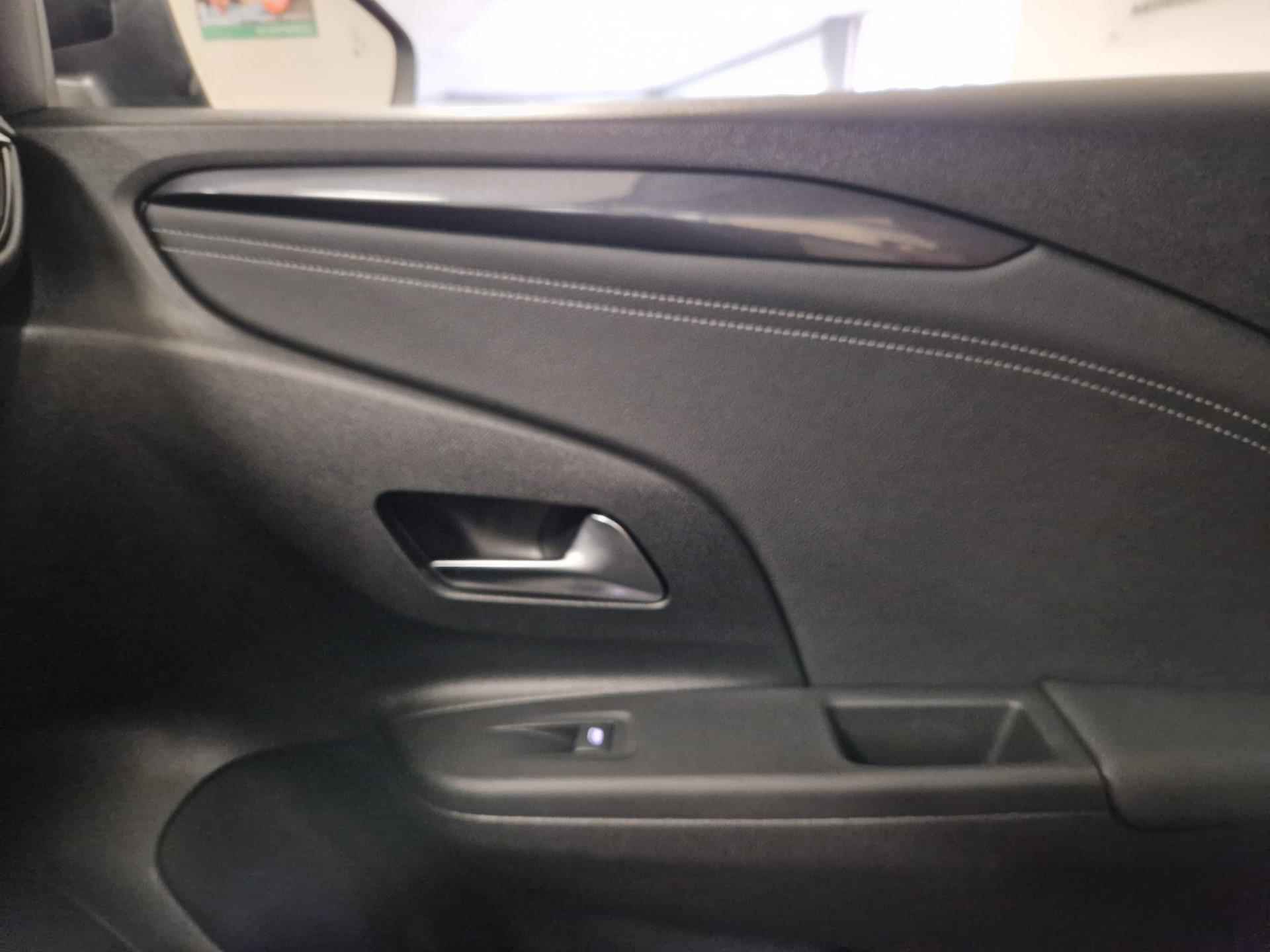 Opel CORSA 1.2 Elegance Automaat | Navi | LED | Camera | Parkeersensoren | Stoelverwarming | - 29/48