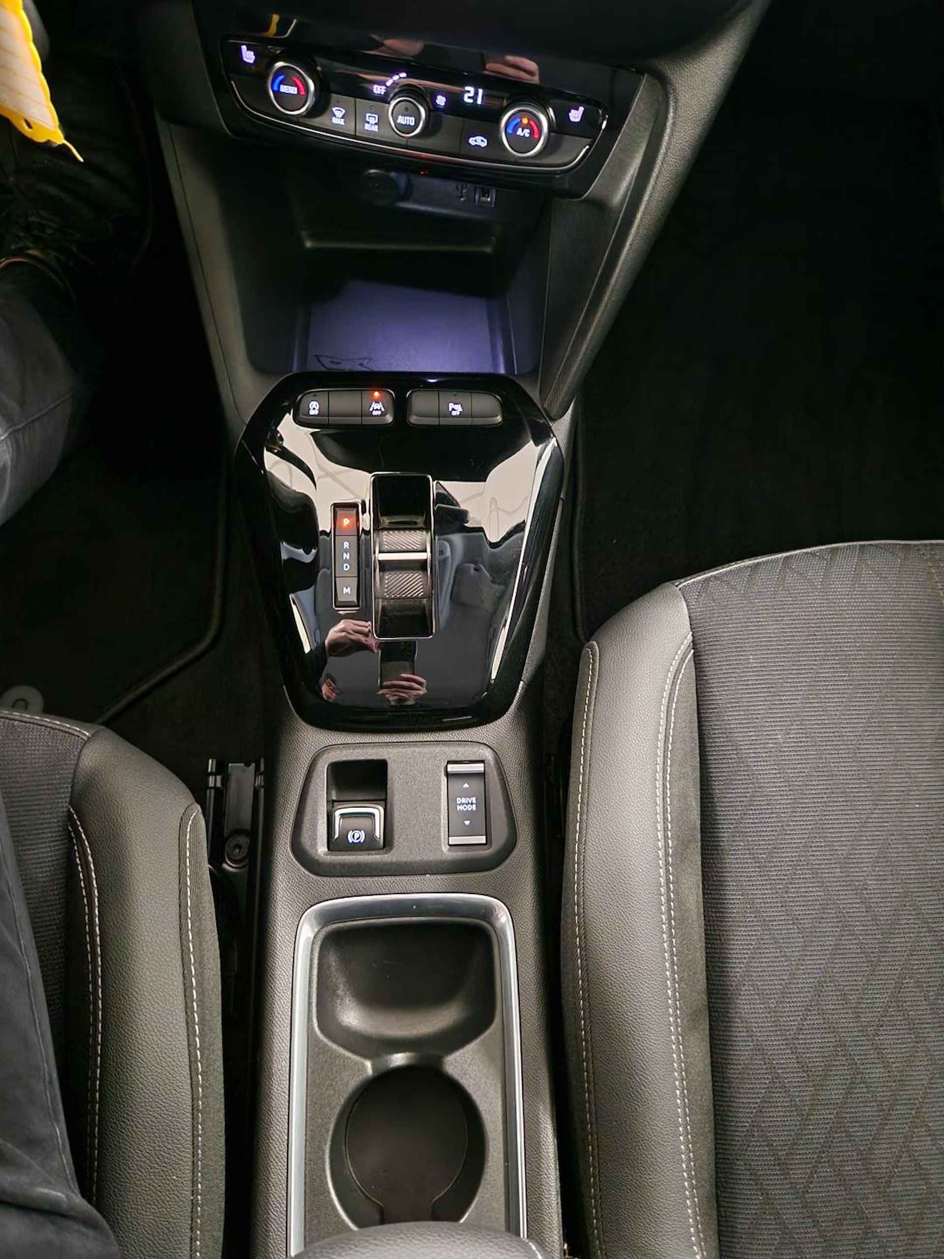 Opel CORSA 1.2 Elegance Automaat | Navi | LED | Camera | Parkeersensoren | Stoelverwarming | - 32/48