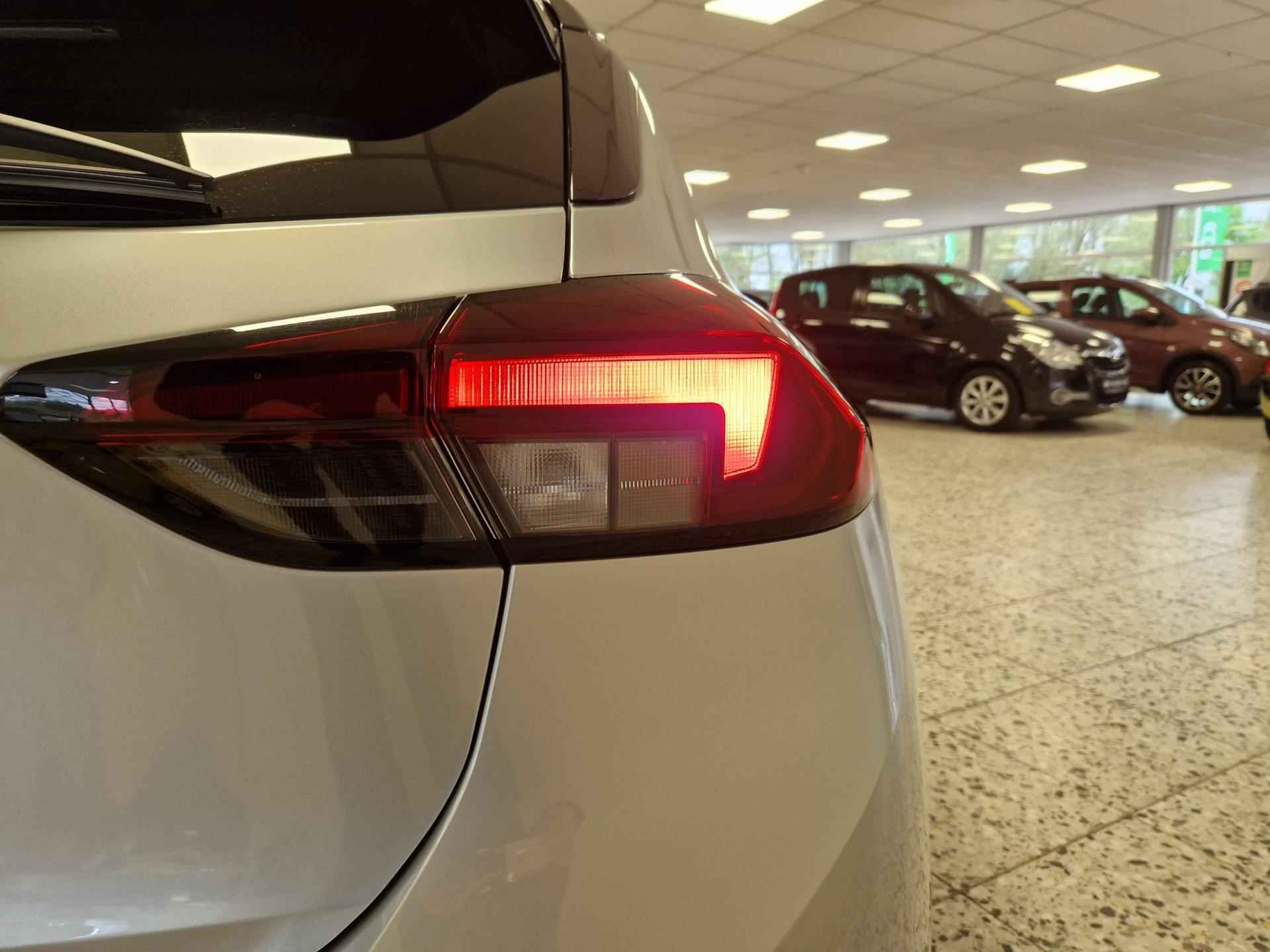 Opel CORSA 1.2 Elegance Automaat | Navi | LED | Camera | Parkeersensoren | Stoelverwarming | - 47/48