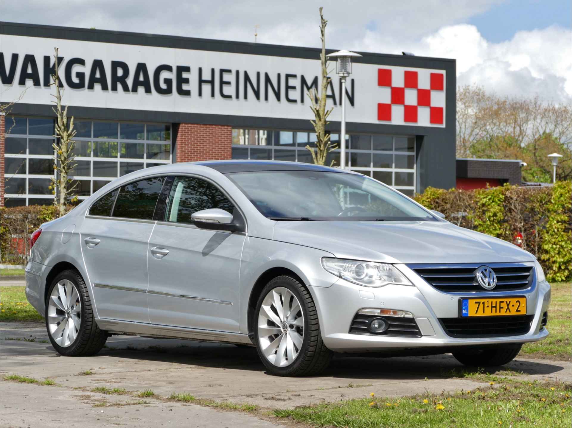 Volkswagen Passat CC 1.8 TSI 4p. Xenon | panoramadak | afneembare trekhaak - 43/44