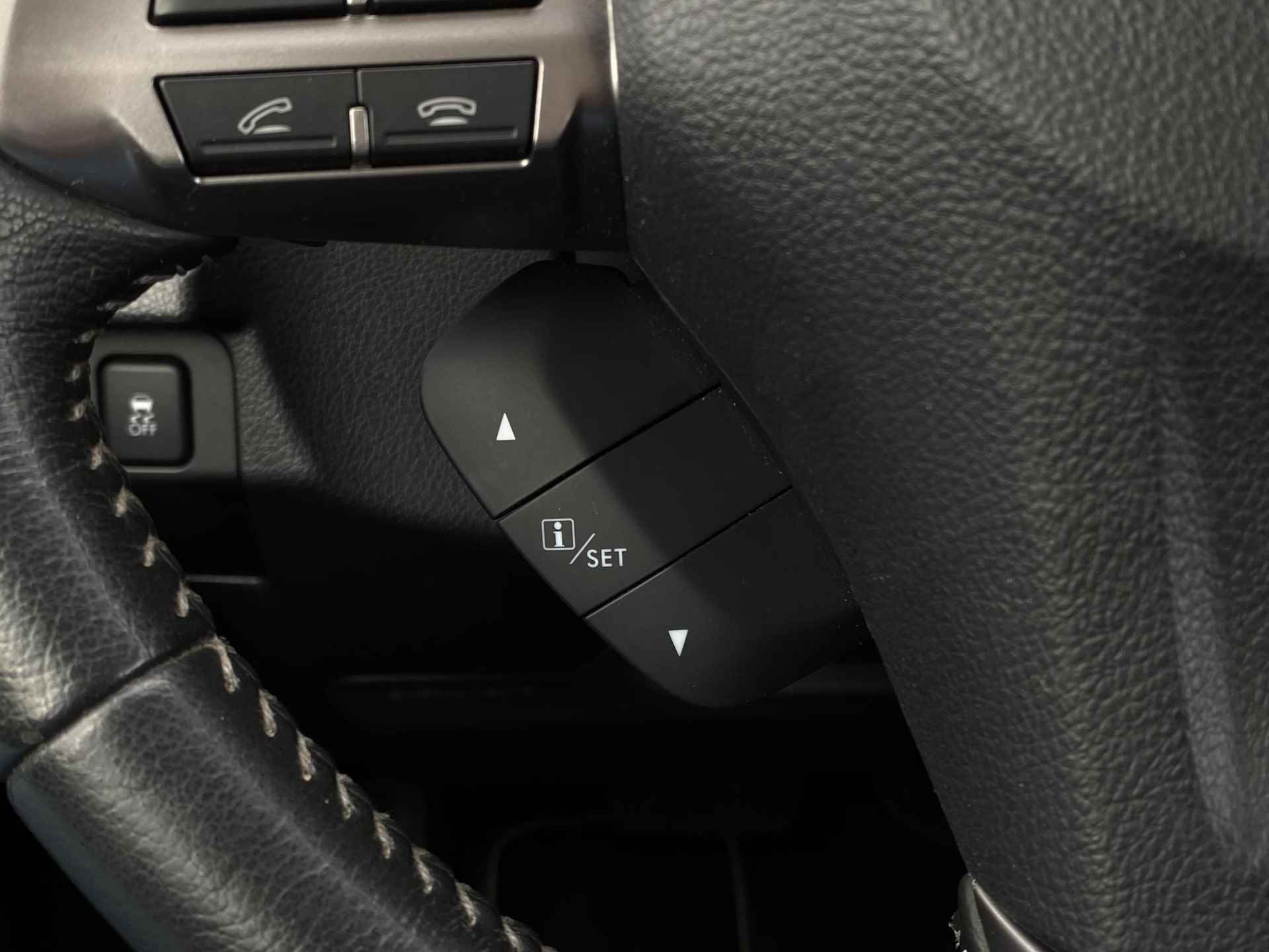 Subaru Forester 2.0 Luxury | Stoelverwarming voor | Cruise control | Achteruitrijcamera | Climate control | Bluetooth | Trekhaak | - 14/35