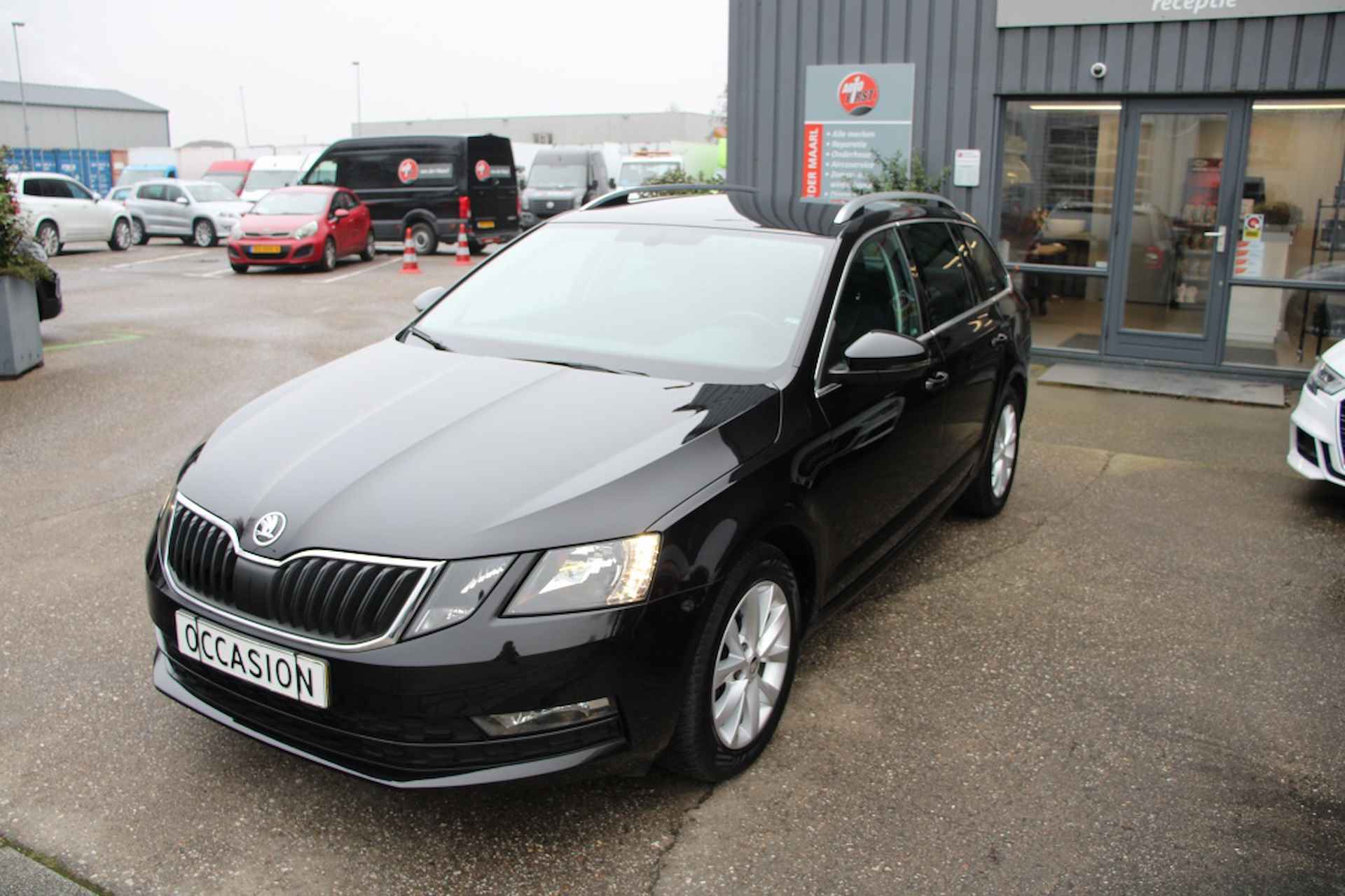 Skoda Octavia Combi 1.0 TSI Grt Amb. Bns - 2/19