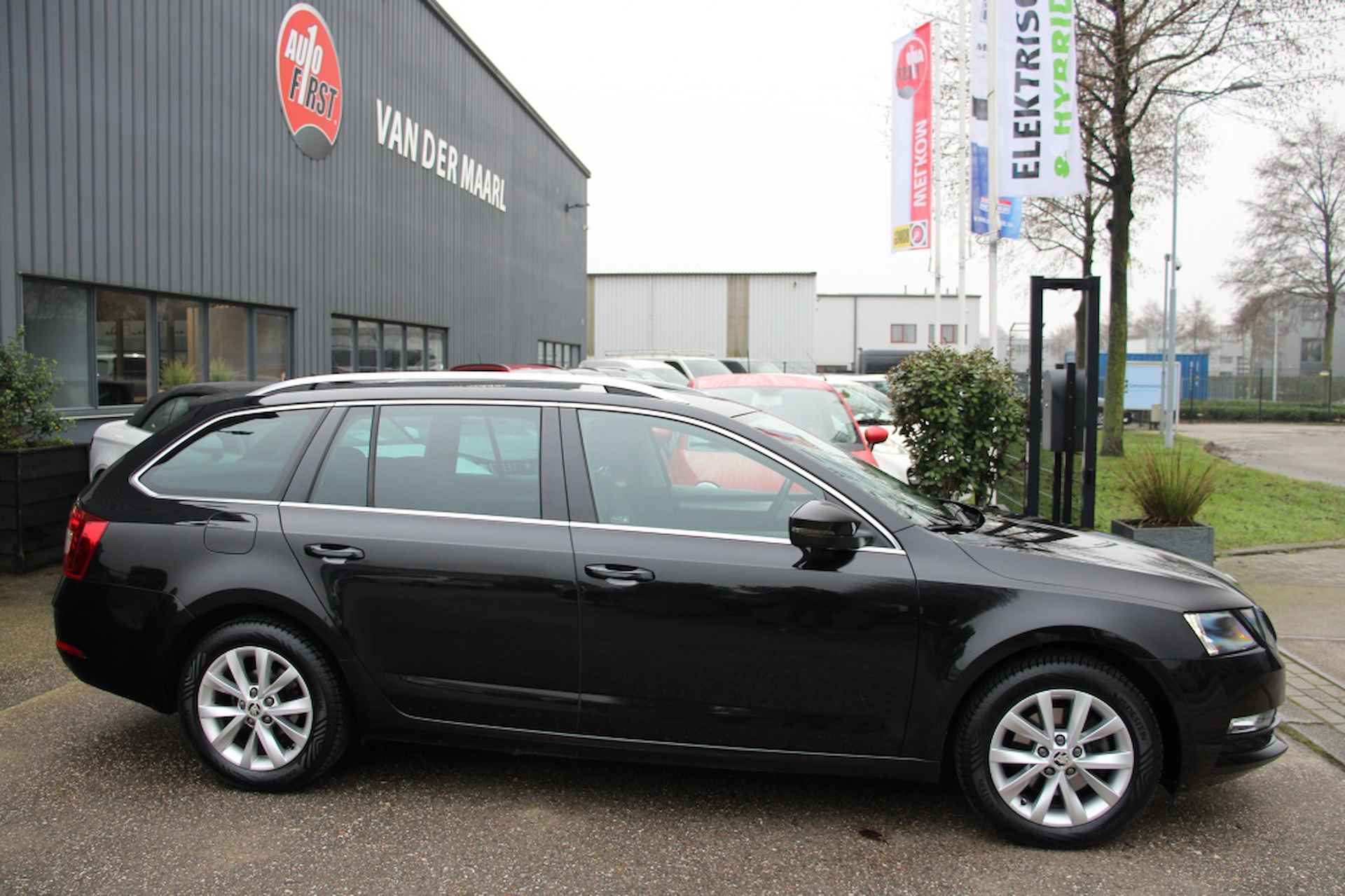 Skoda Octavia Combi 1.0 TSI Grt Amb. Bns - 3/19