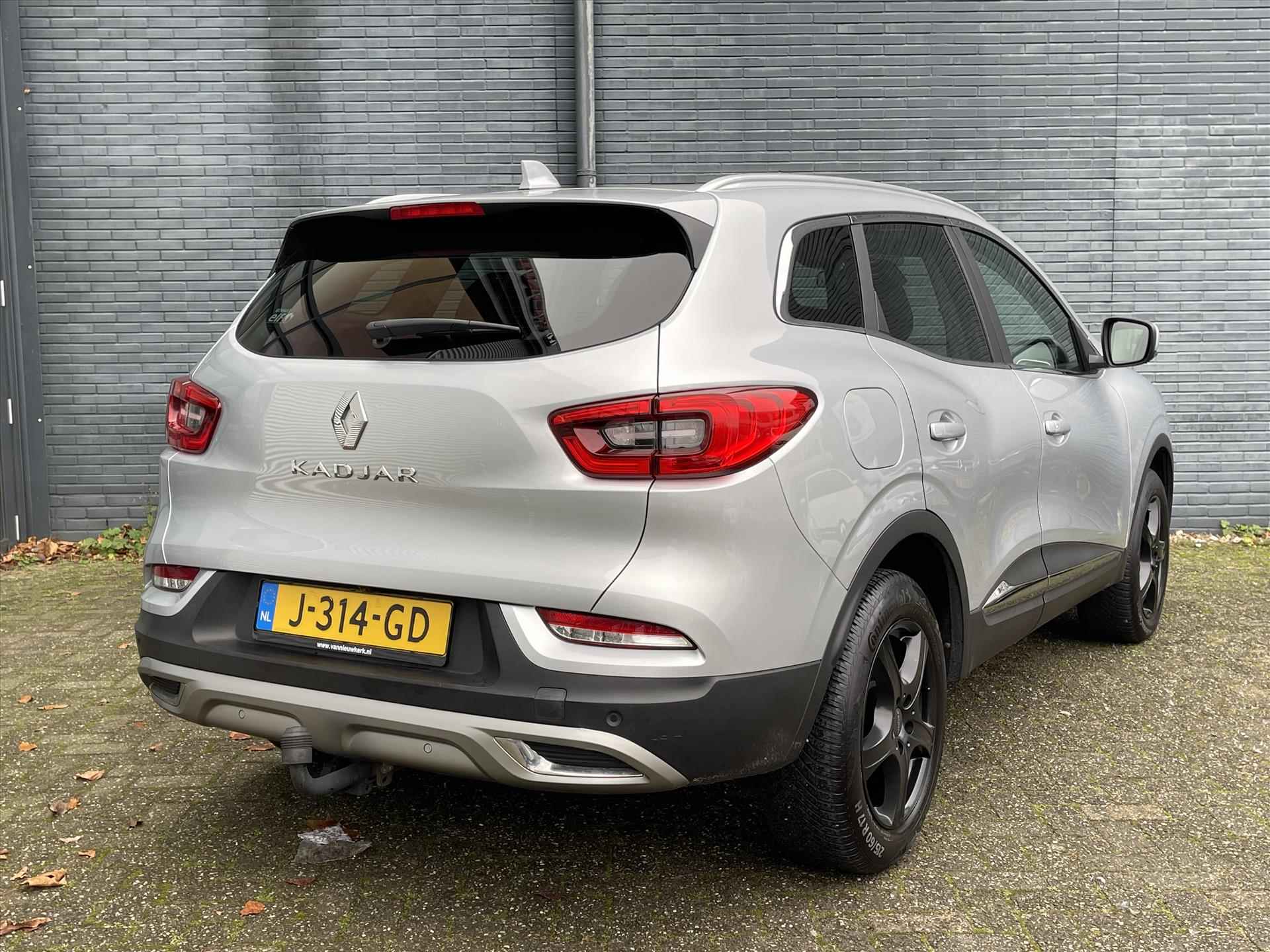 RENAULT Kadjar TCe 140pk Automaat Zen | Navigatie | Trekhaak 1500kg | Parkeercamera | Stoelverwarming | Climatecontrol | All Season Banden | - 2/31