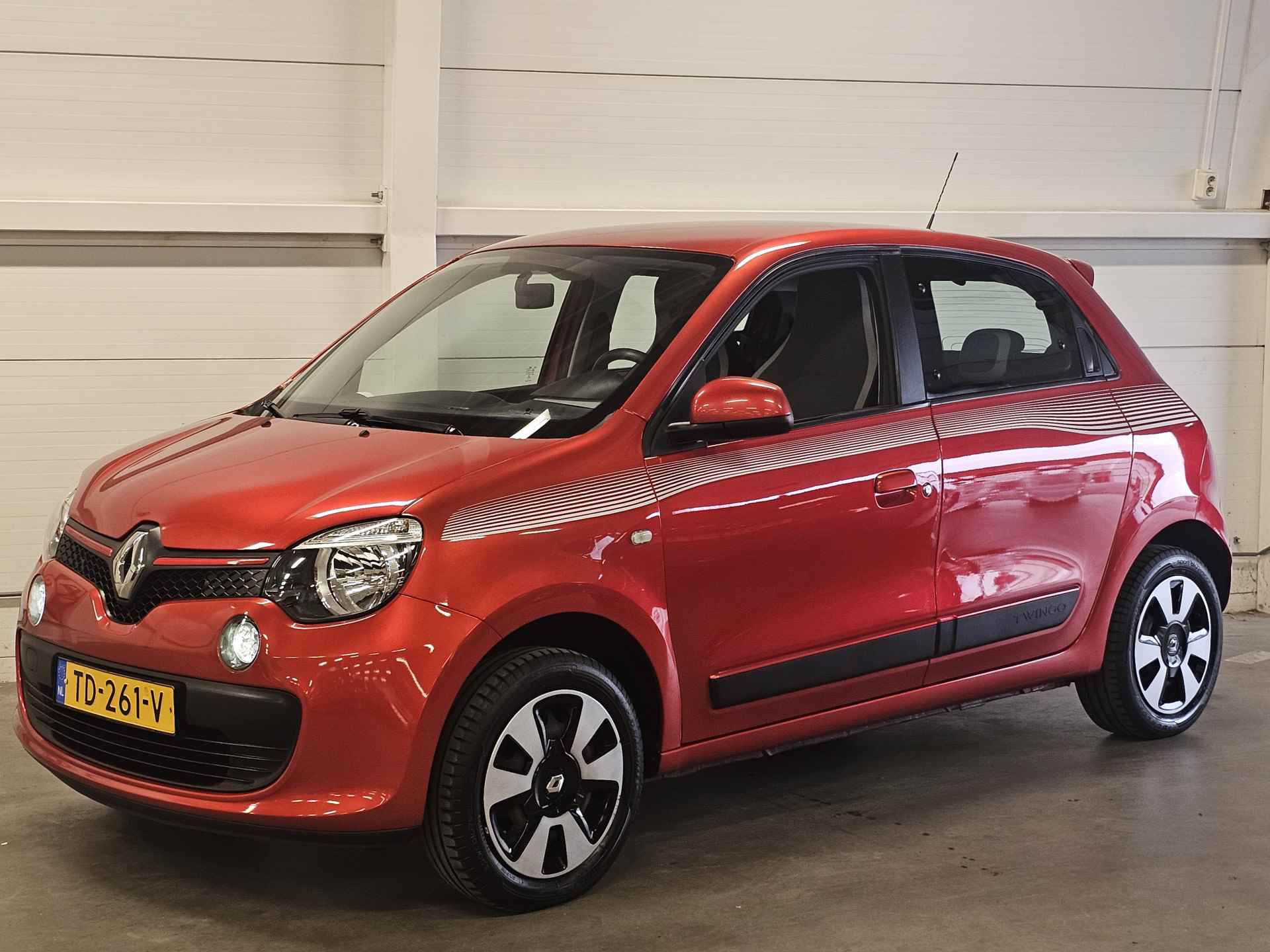 Renault Twingo 1.0 SCe Collection | Airconditioning | DAB Radio |Rood metallic - 4/39