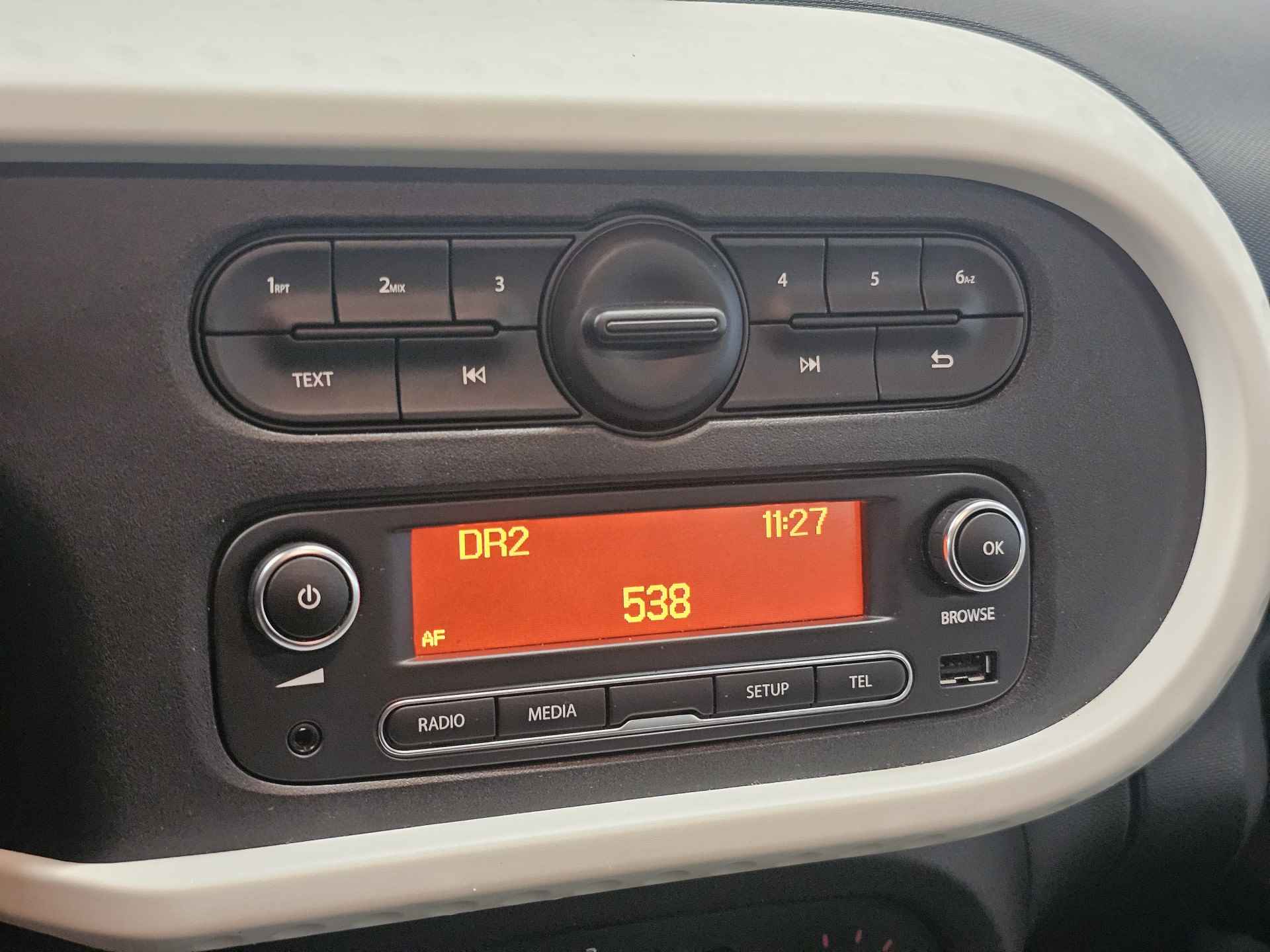 Renault Twingo 1.0 SCe Collection | Airconditioning | DAB Radio |Rood metallic - 25/39