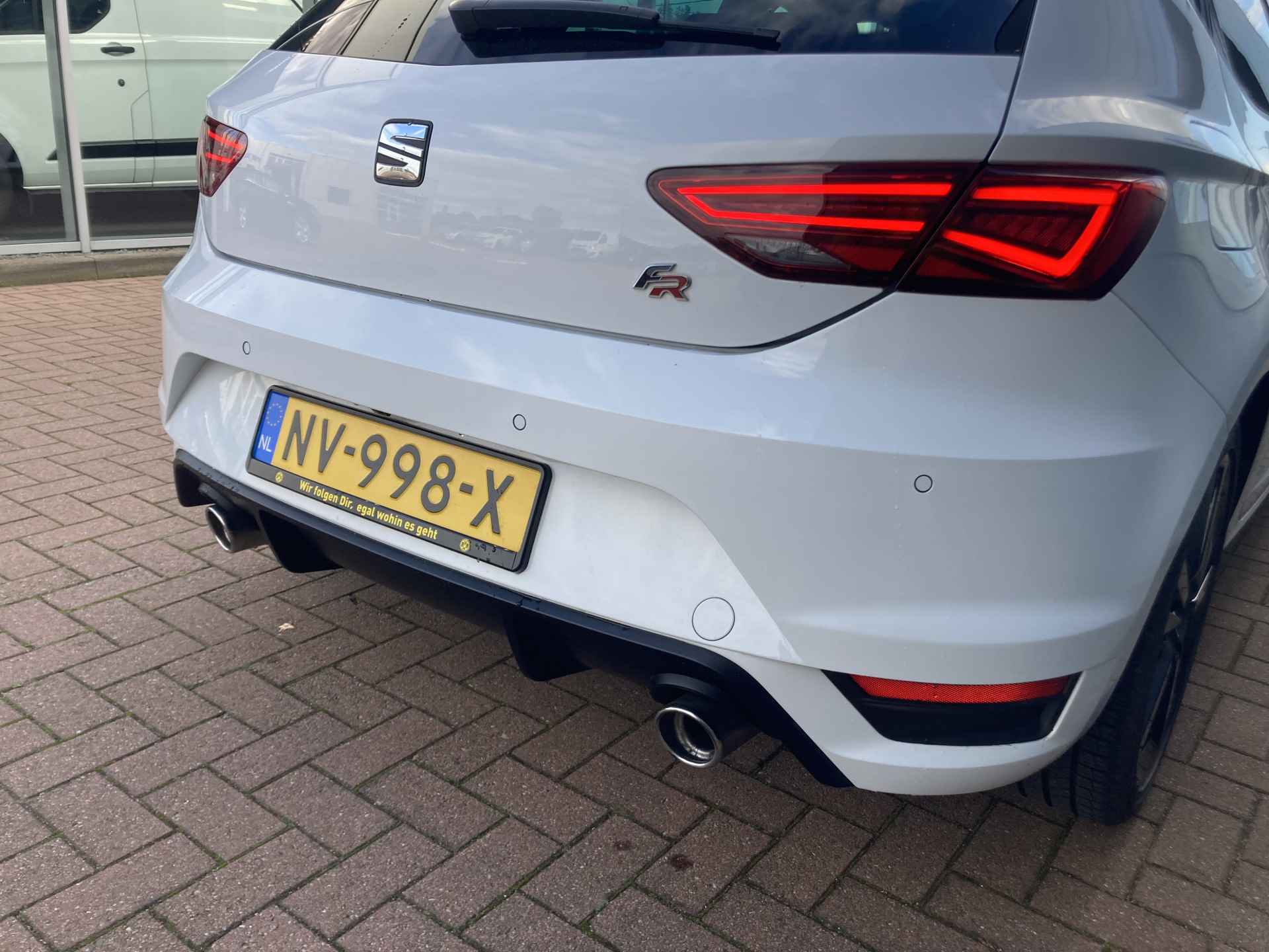 SEAT Leon 1.4 TSi 150pk FR KEYLESS/CAMERA/CARPLAY/18INCH/SPORTUITLAAT - 19/80