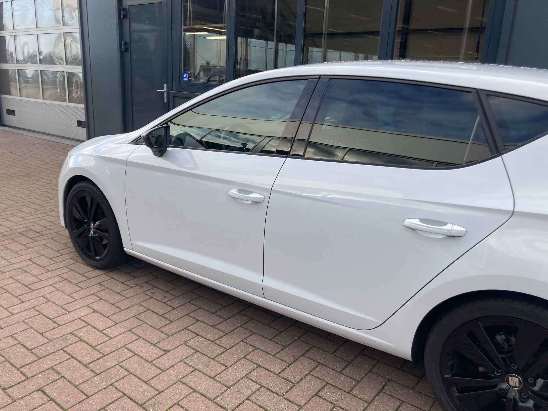 SEAT Leon 1.4 TSi 150pk FR KEYLESS/CAMERA/CARPLAY/18INCH/SPORTUITLAAT - 48/80