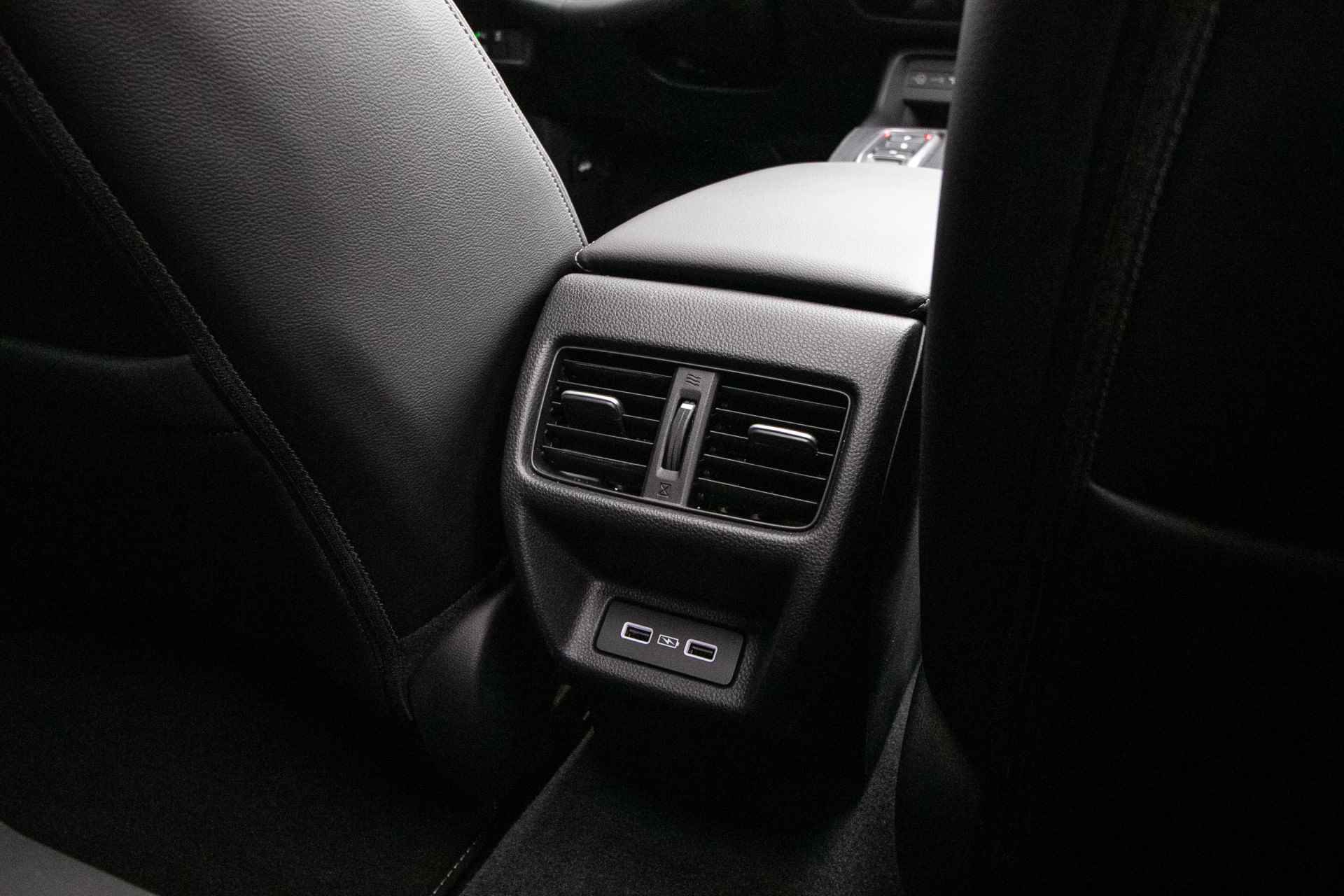 Honda Civic 2.0 e:HEV Advance - All-in rijklrprs | Honda Sensing | pano-schuif -k dak - 8/46