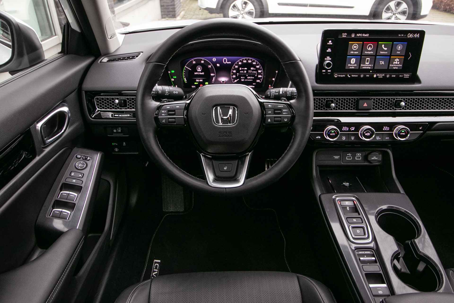 Honda Civic 2.0 e:HEV Advance - All-in rijklrprs | Honda Sensing | pano-schuif -k dak - 12/46
