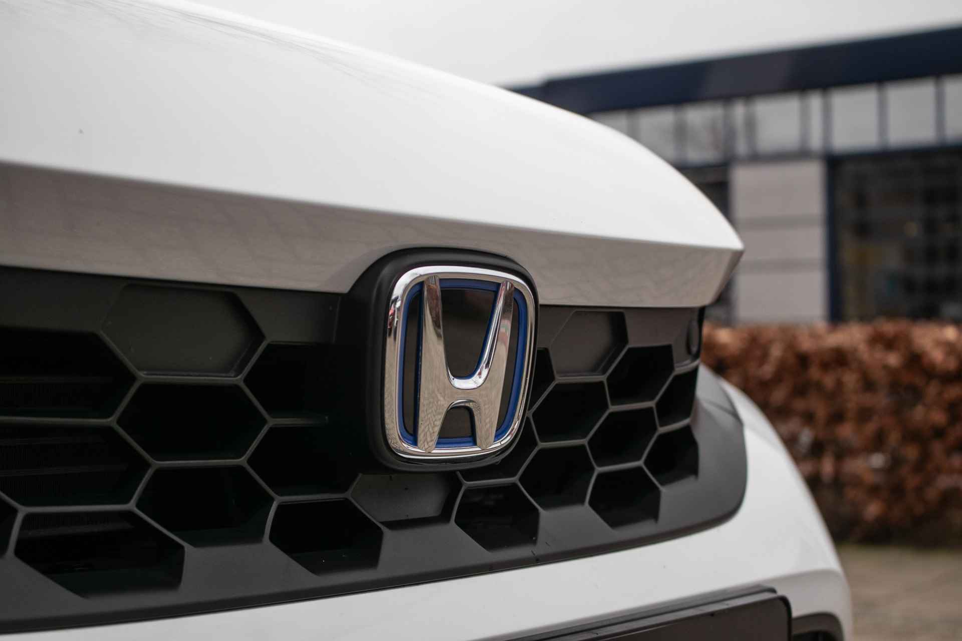 Honda Civic 2.0 e:HEV Advance - All-in rijklrprs | Honda Sensing | pano-schuif -k dak - 29/46