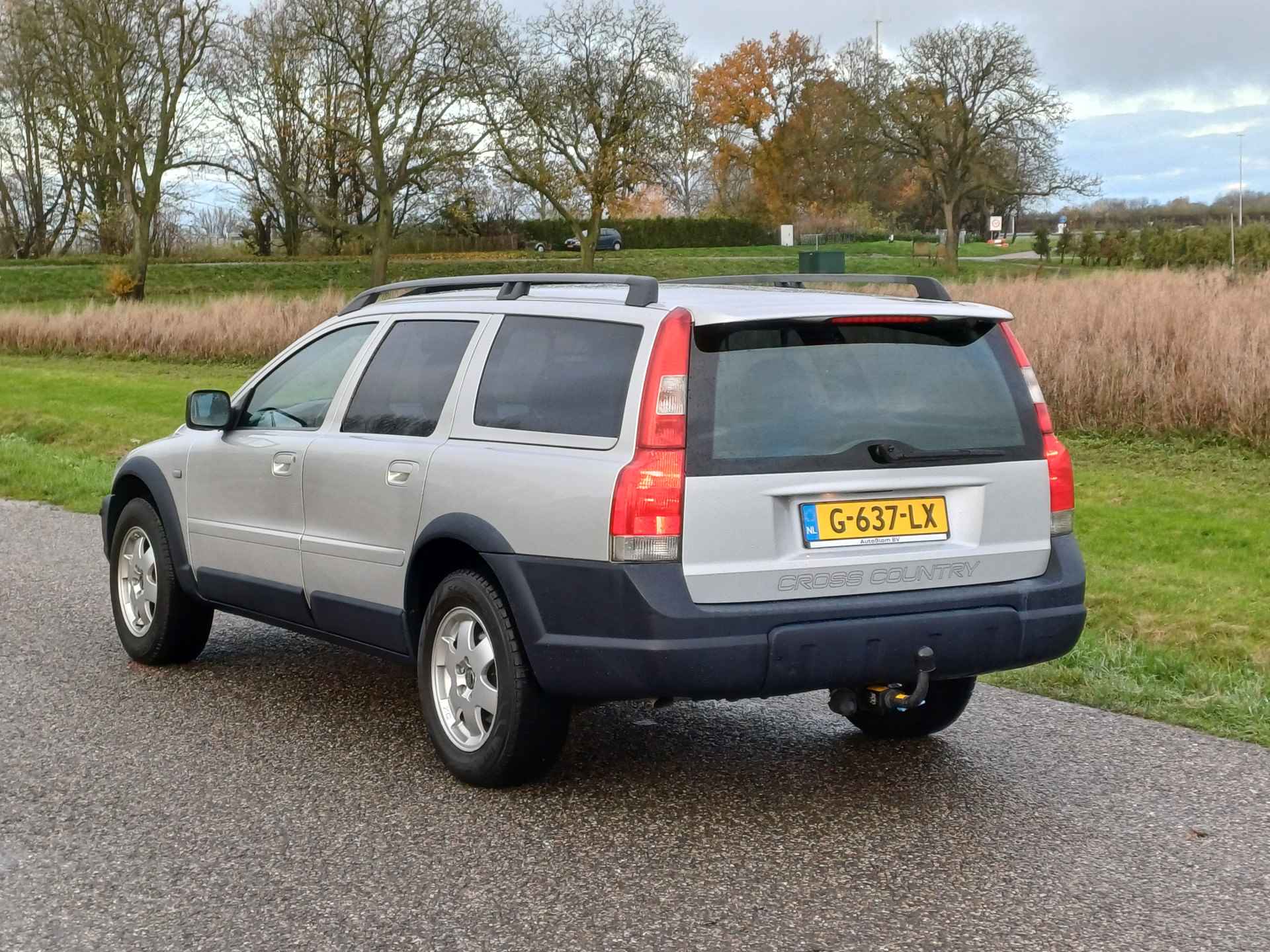 Volvo XC70 2.5 T Cross Country Lage km ! | Boekje | Dist riem | Trekh | Open dak | Etc - 9/50