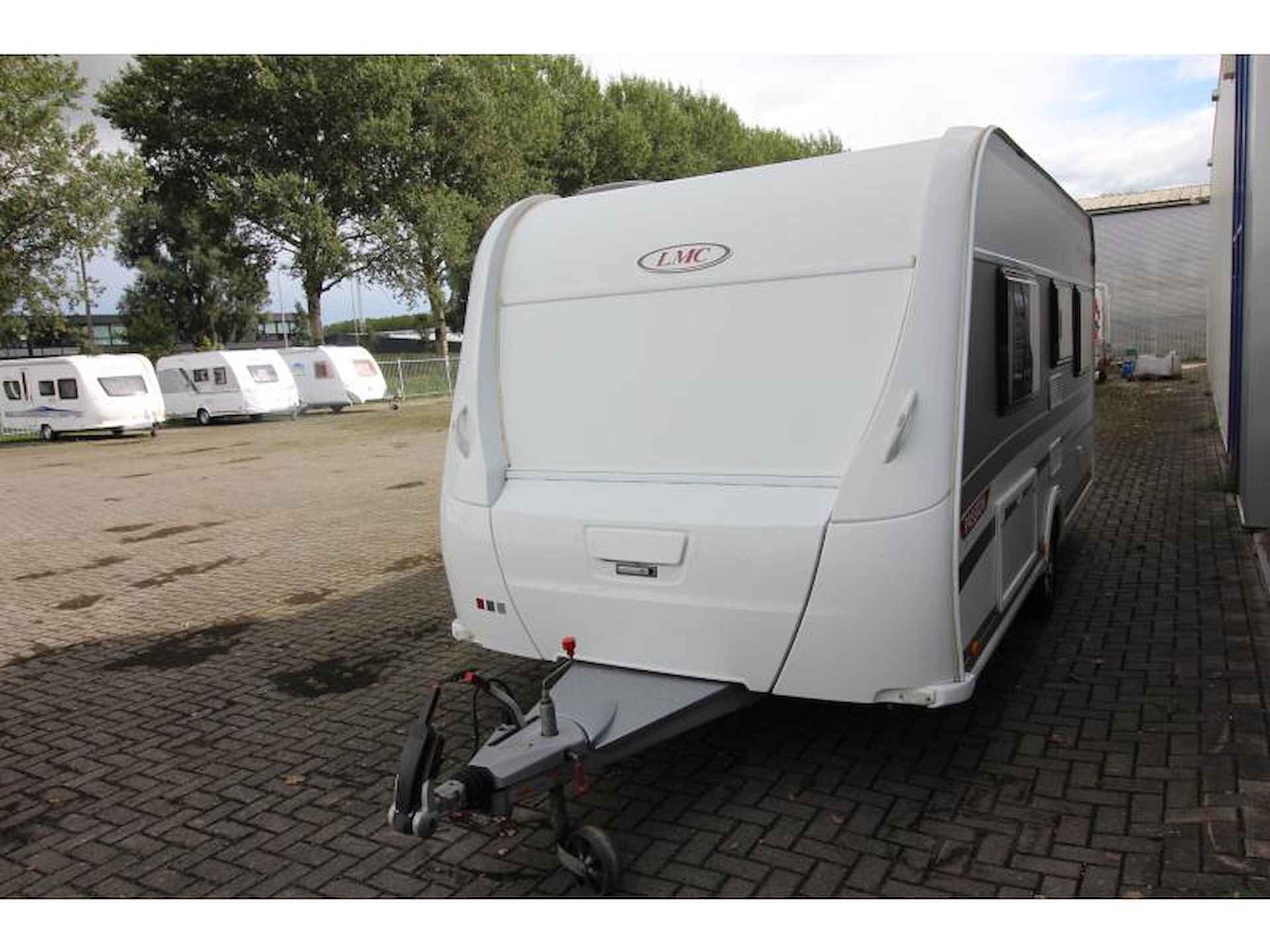 LMC Passion 440 D Vloerverwarming voortent - 24/25