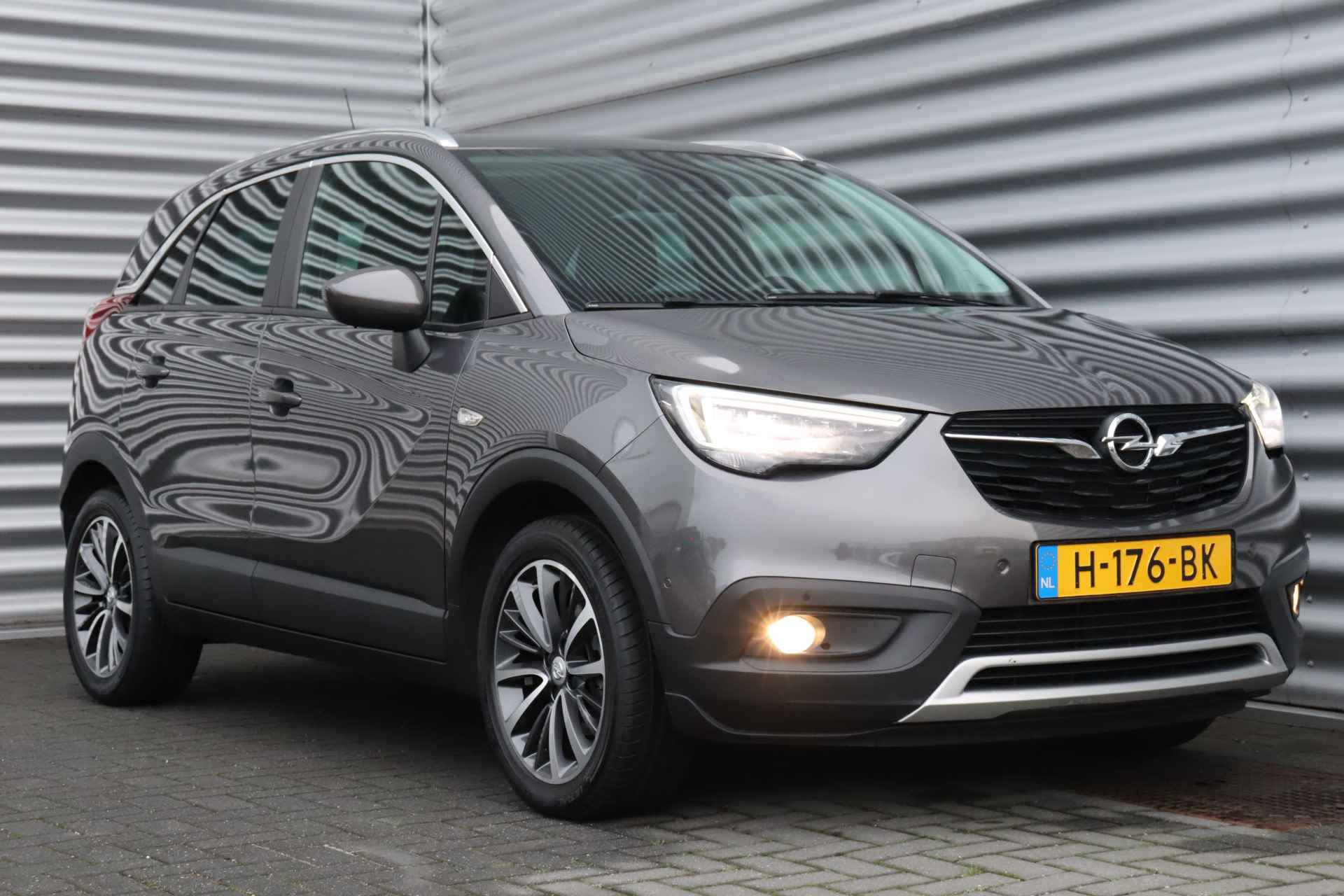 Opel Crossland X 1.2 TURBO 130PK INNOVATION+ AUTOMAAT / NAVI / LEDER / CLIMA / LED / PDC / 17" LMV / CAMERA / KEYLESS / BLUETOOTH / CRUISECONTROL - 4/42