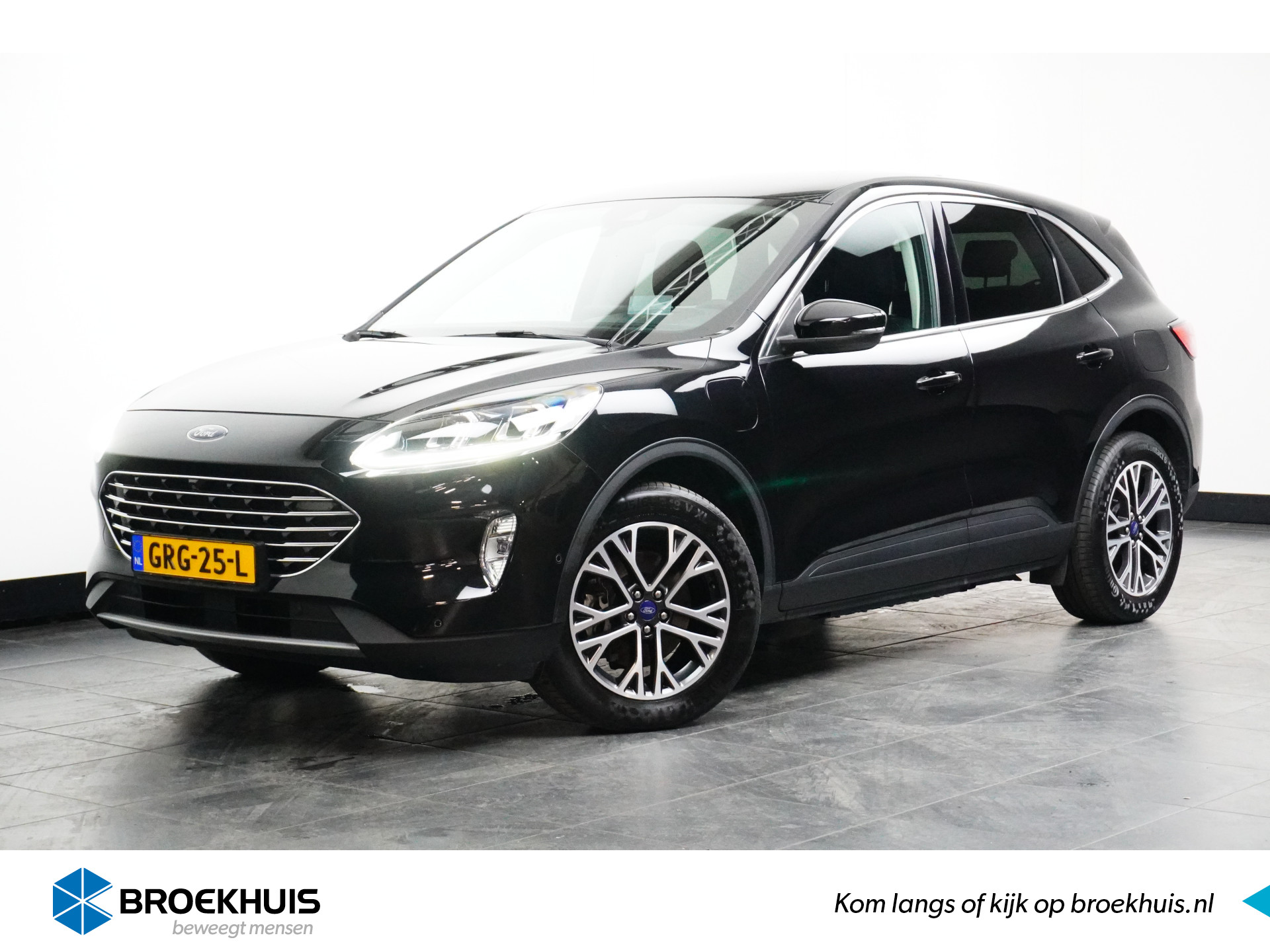 Ford Kuga 2.5 PHEV Titanium X | Camera | Head-Up | Dode hoek | Winterpakket! | Adaptieve Cruise | Clima | Navigatie | Stoel / stuurverwarming | Lichtmetaal | Bluetooth | getint glas | Leder/Stof