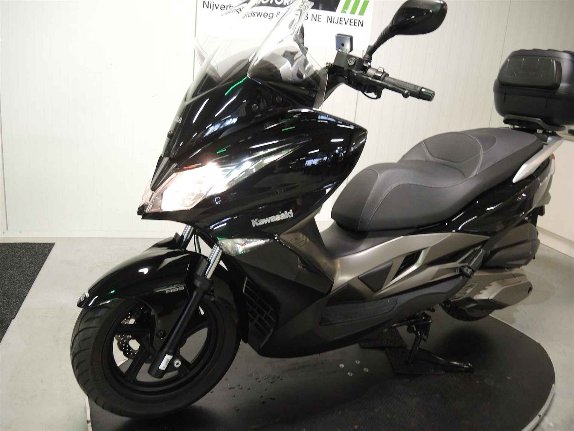 Kawasaki J 300 ABS - 2015 - 4/9