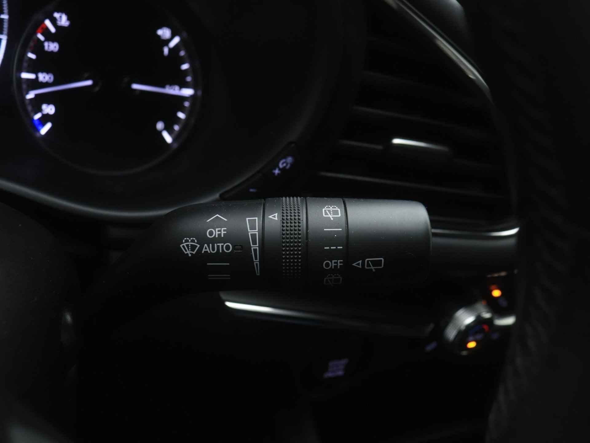 Mazda 3 2.0 SkyActiv-X Comfort met Bose/Leer pakket : dealer onderhouden - 29/50