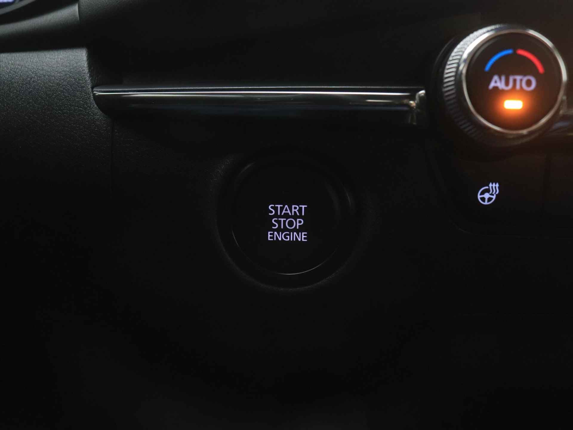 Mazda 3 2.0 SkyActiv-X Comfort met Bose/Leer pakket : dealer onderhouden - 31/50