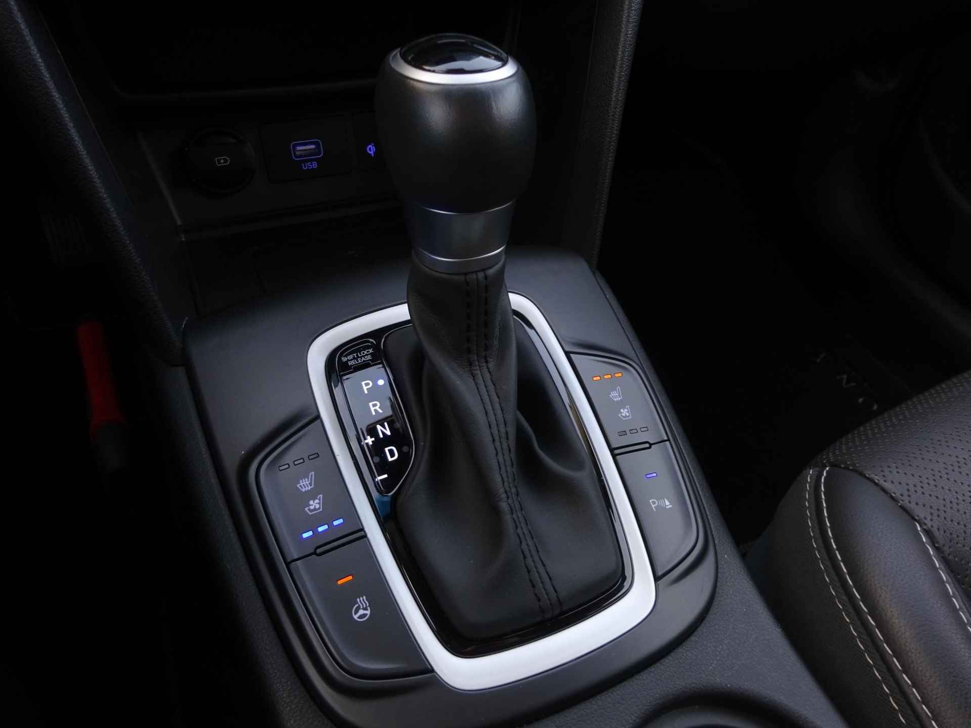 Hyundai Kona 1.6 GDI Automaat DCT HEV Premium || Navigatie | Adaptieve cruisecontrol | Two-tone 18''Lmv |Hybride || - 21/38