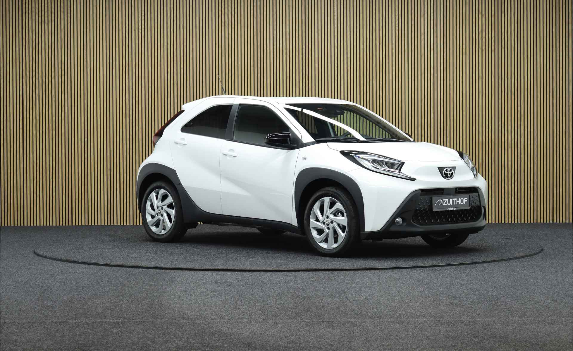 Toyota Aygo X 1.0 VVT-i S-CVT Automaat Pulse Facelift | Direct Leverbaar | Clima | Maps Navigatie | Full led | Winterpakket - 6/33