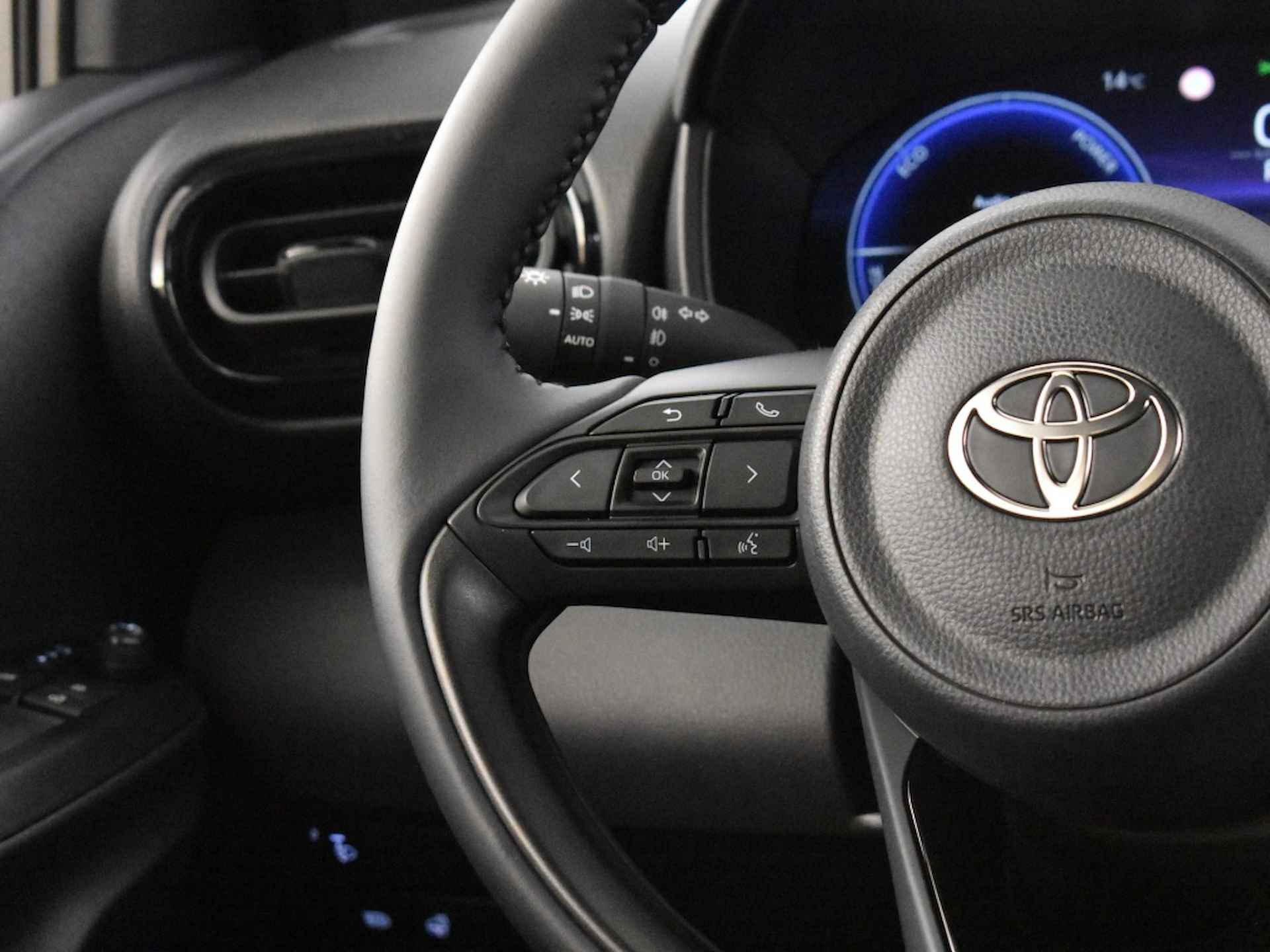Toyota Yaris Hybrid 130PK Launch Edition | Modeljaar 2024 | Direct leverbaar - 28/38