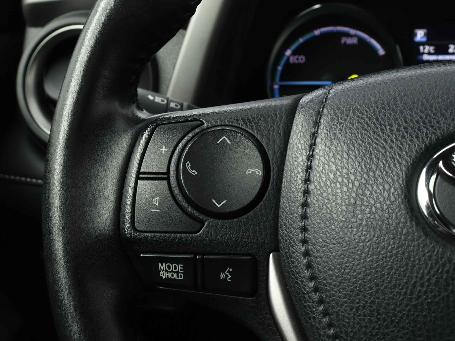 Toyota RAV4 2.5 Hybrid Black Edition Limited | Parkeersensoren voor & achter | Achteruitrijcamera | Navigatie | - 18/40