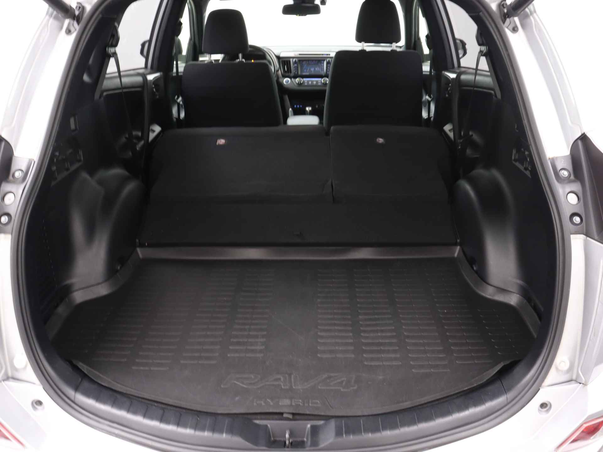 Toyota RAV4 2.5 Hybrid Black Edition Limited | Parkeersensoren voor & achter | Achteruitrijcamera | Navigatie | - 33/40