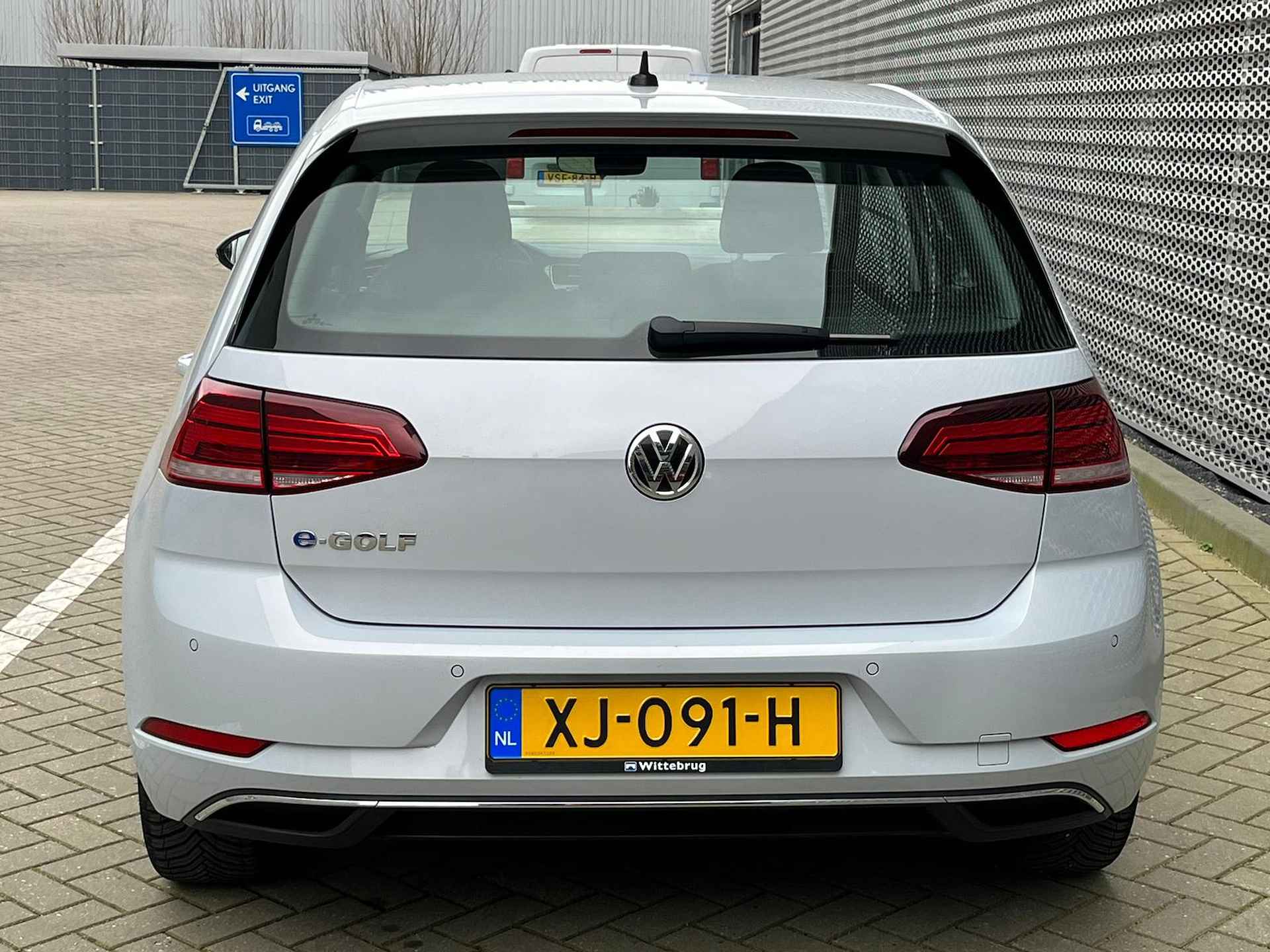 Volkswagen e-Golf ** - 7/28