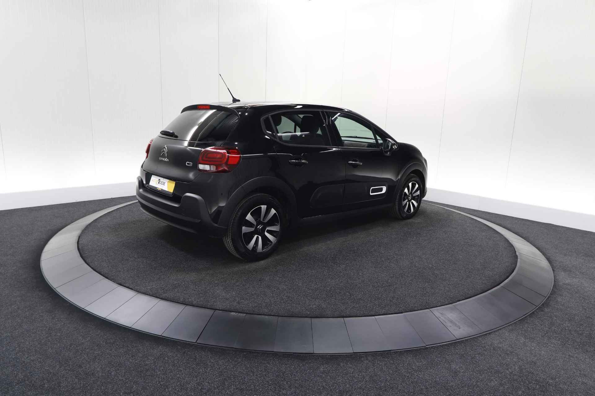 Citroen C3 PureTech 82 Shine | Camera | Parkeersensoren | Stoelverwarming | Apple Carplay - 6/74